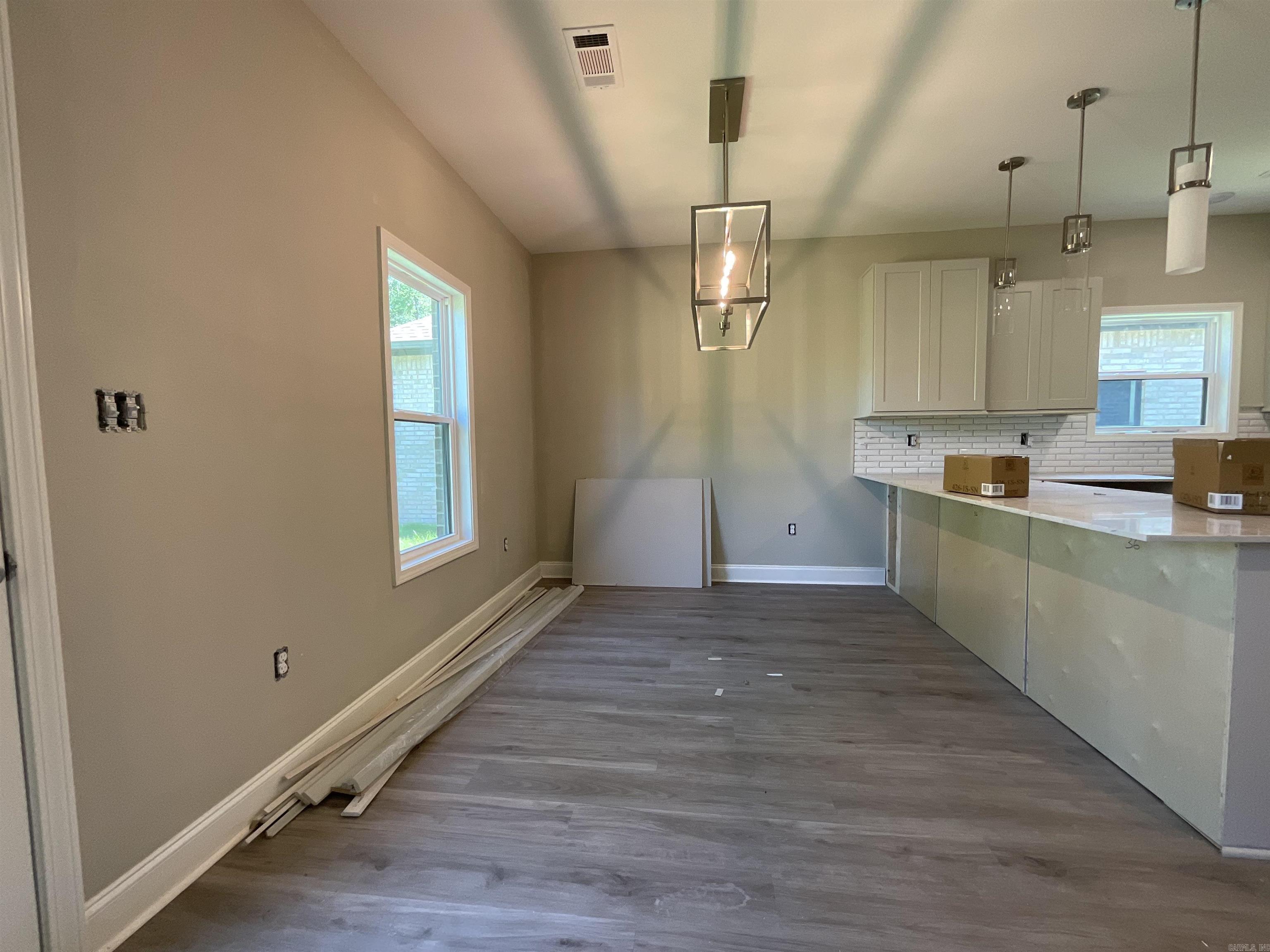 1007 N Jeff Davis  Jacksonville, AR