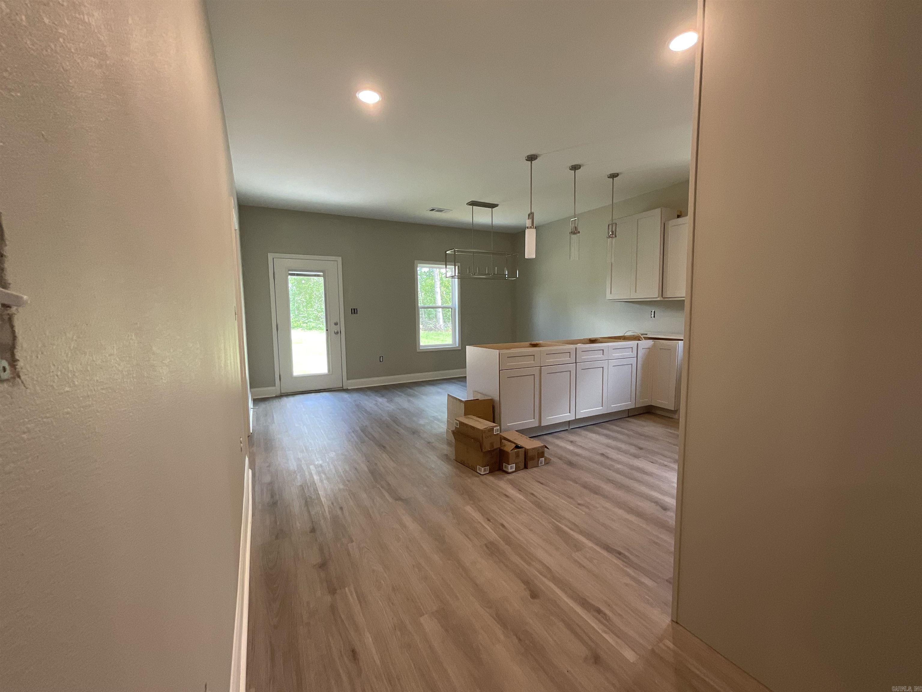 1007 N Jeff Davis  Jacksonville, AR