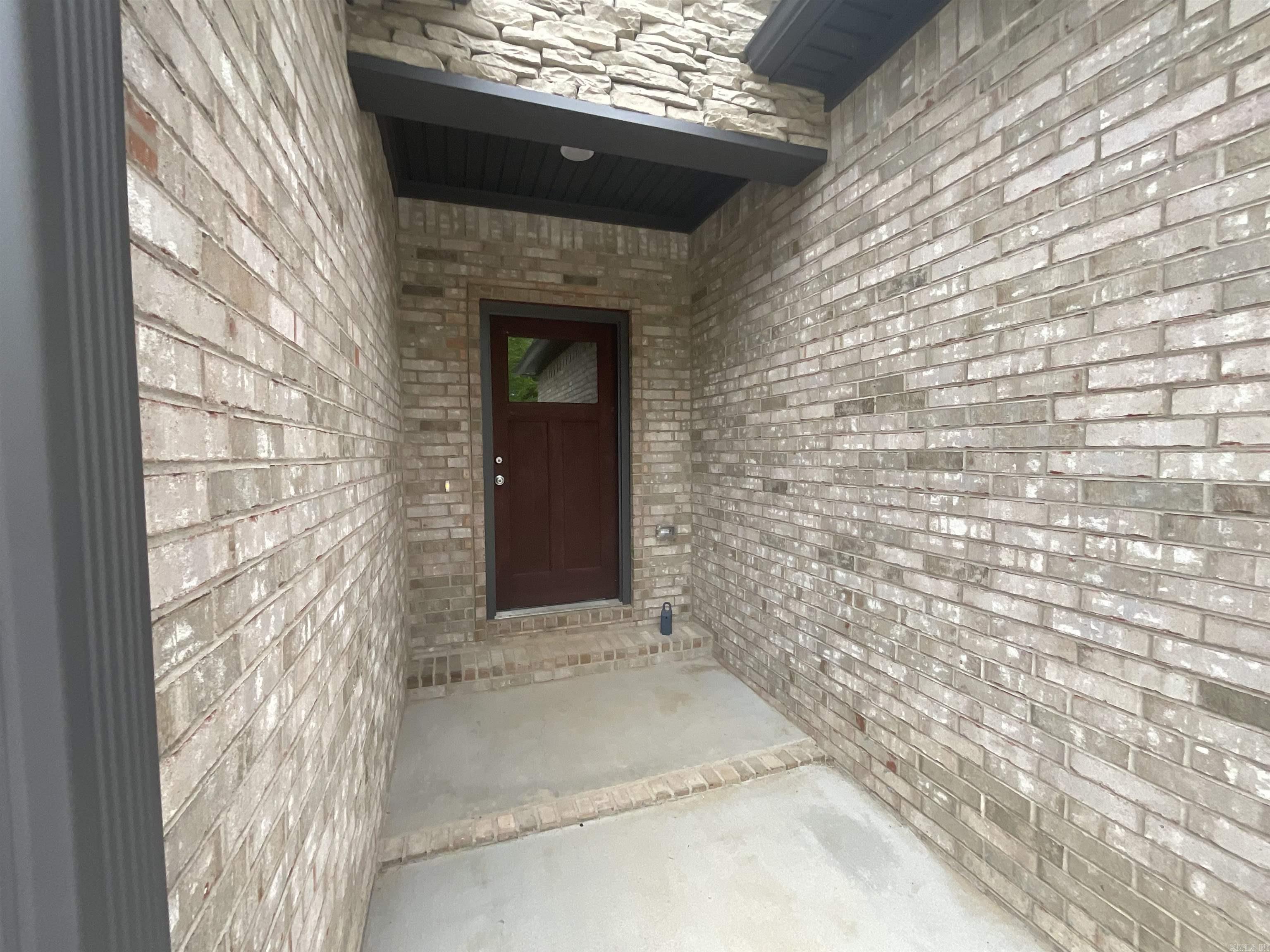 1005 N Jeff Davis Avenue Jacksonville, AR 72076