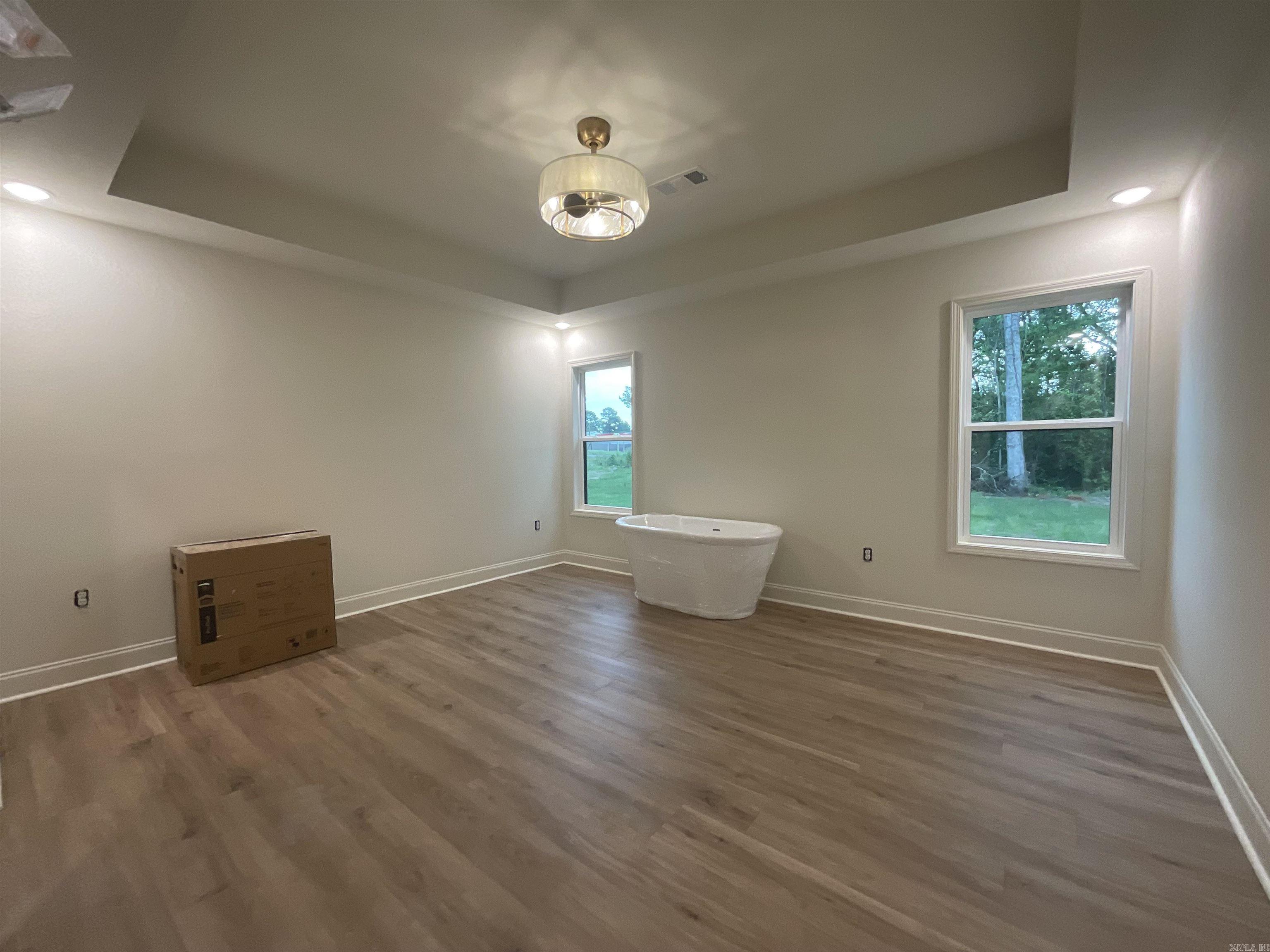 1005 N Jeff Davis Avenue Jacksonville, AR 72076
