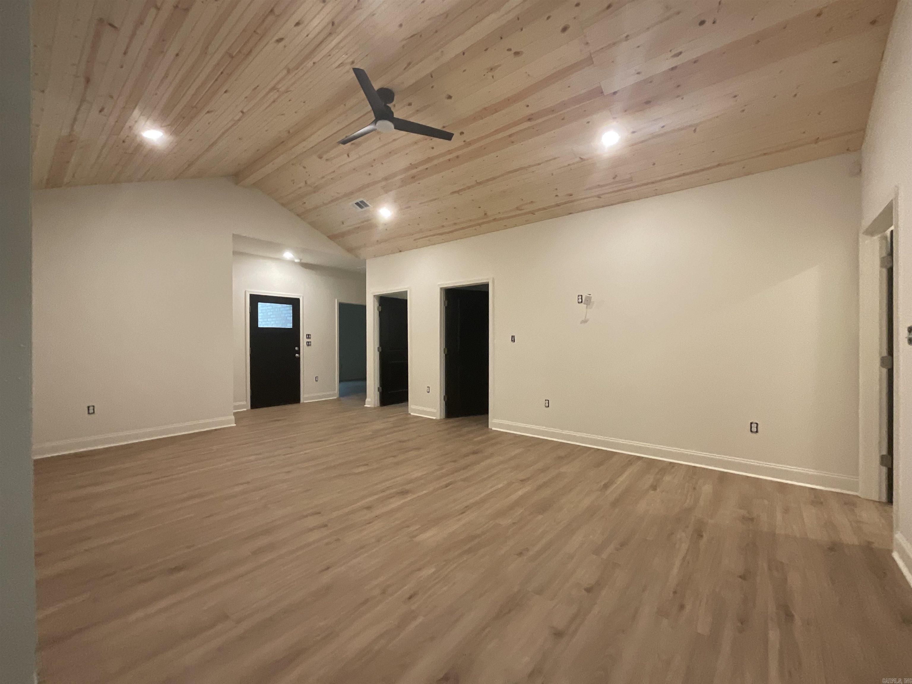 1005 N Jeff Davis  Jacksonville, AR
