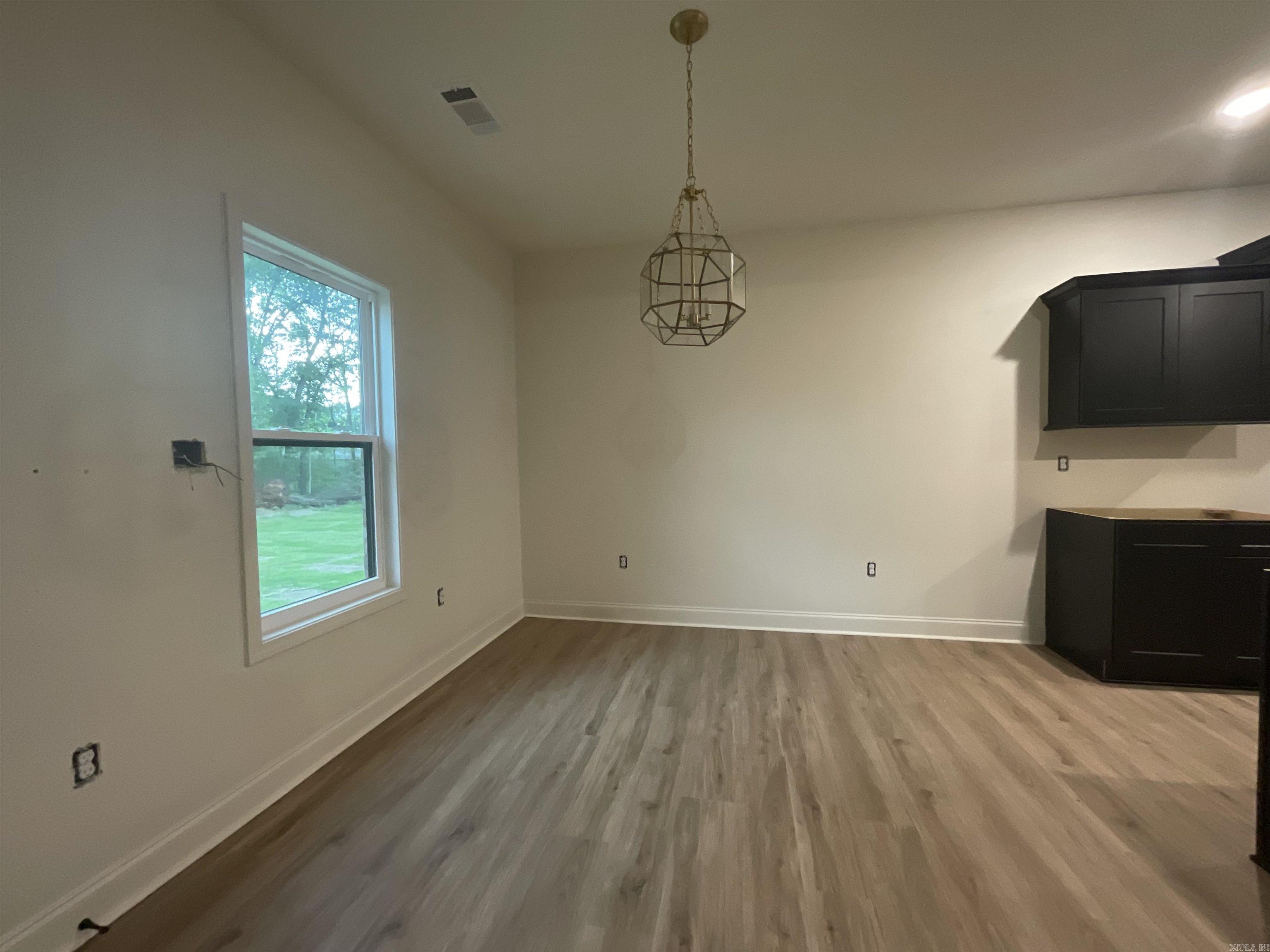 1005 N Jeff Davis Avenue Jacksonville, AR 72076