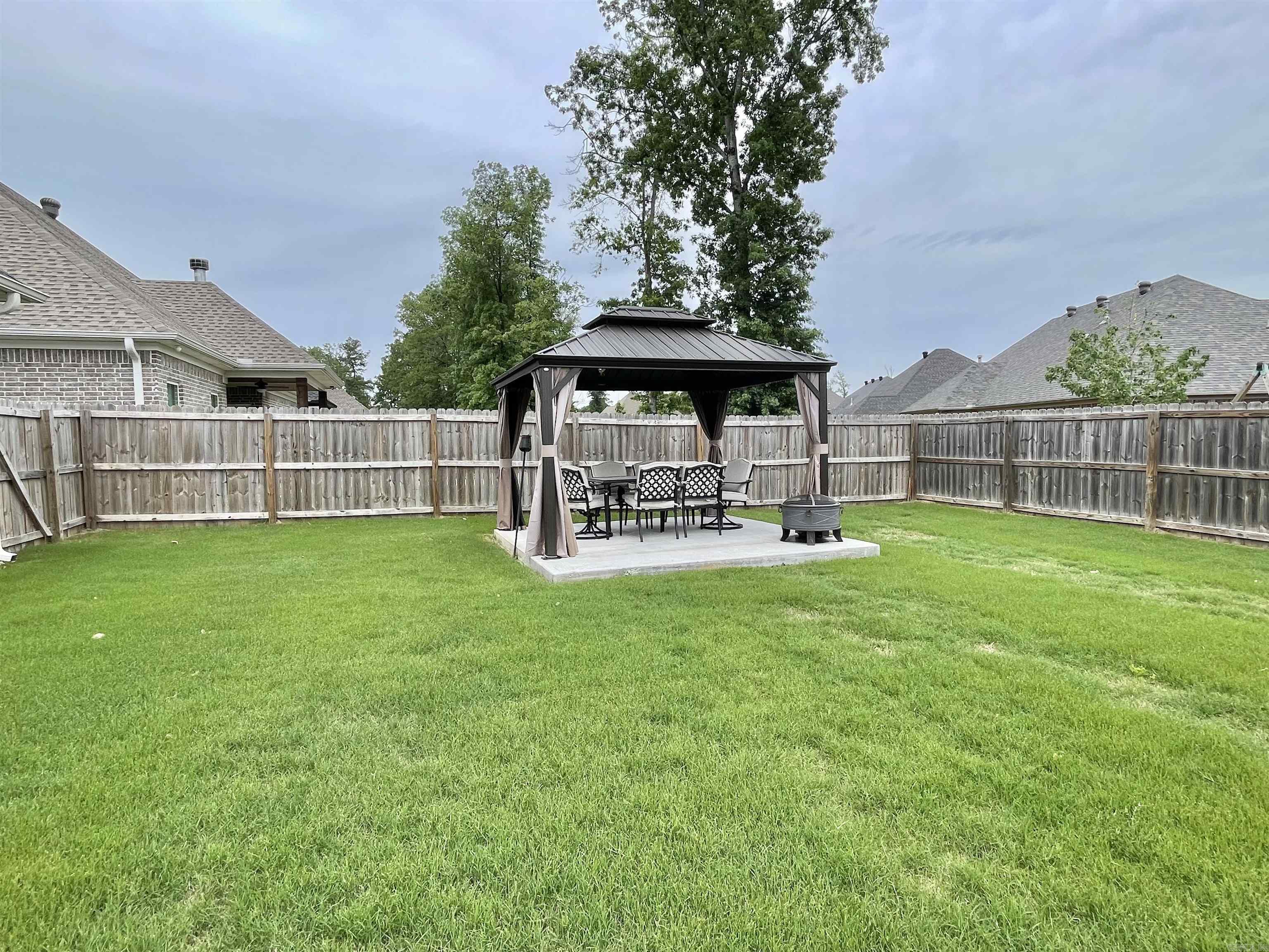7424  Northwood  Benton, AR