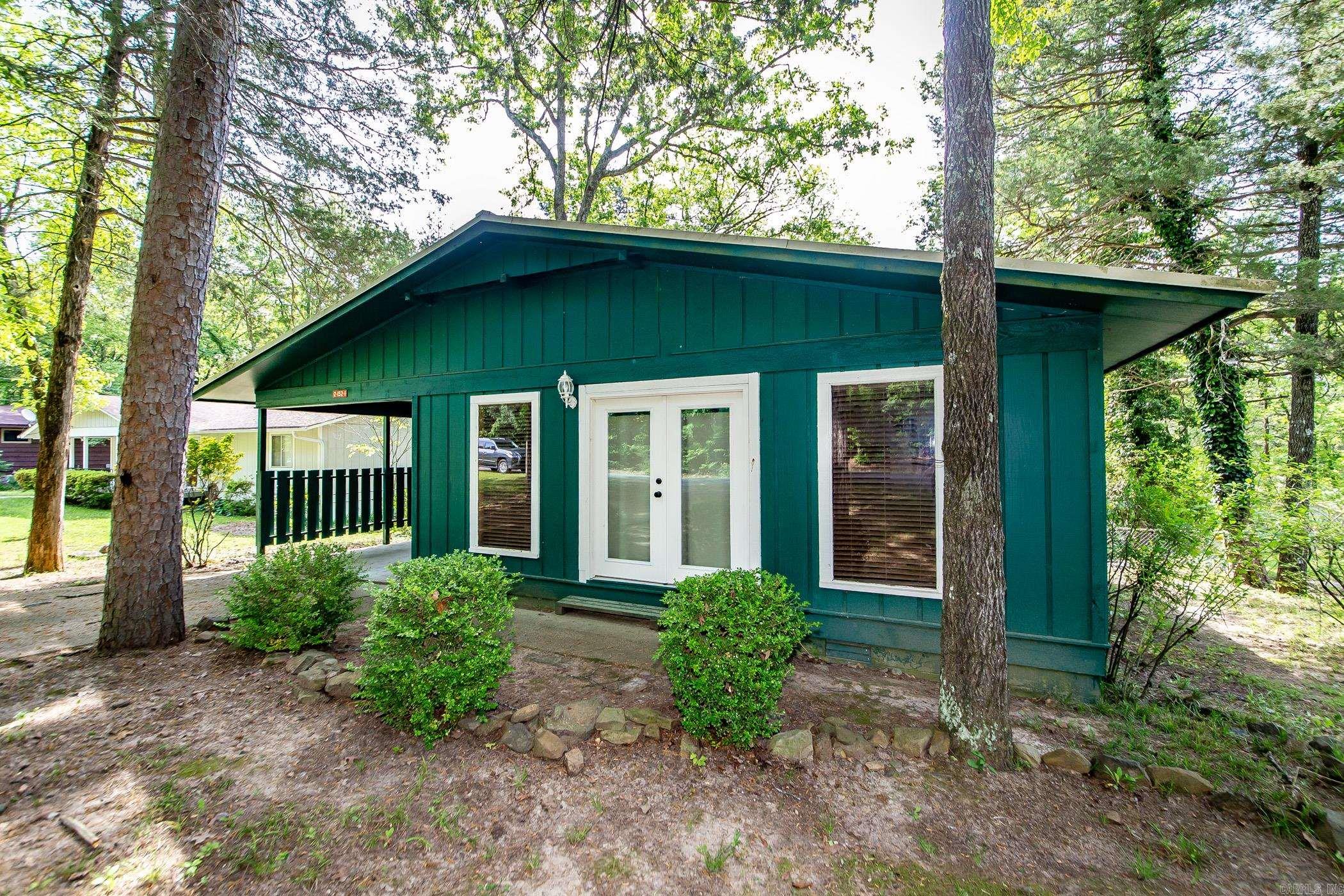 109 Lakewood Road