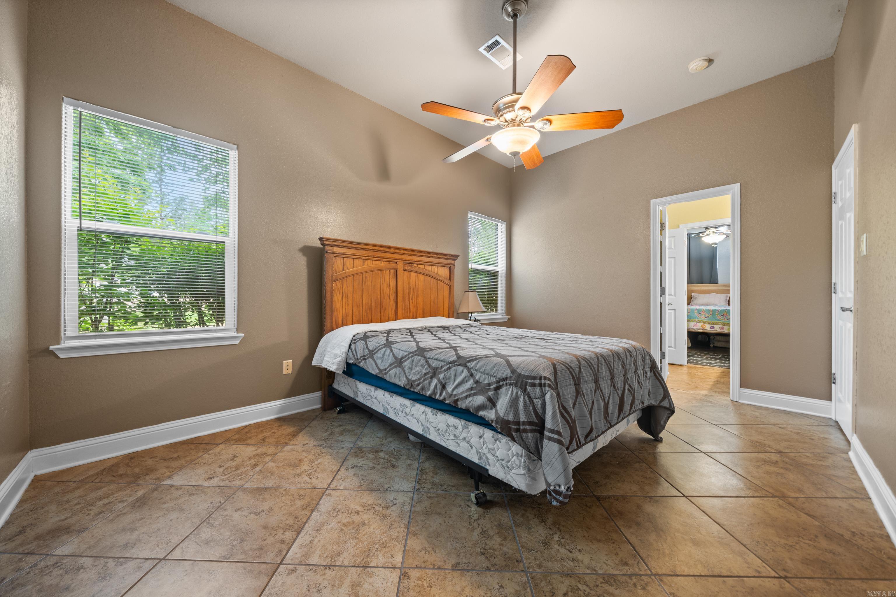 202  Lost Lake  Hot Springs, AR