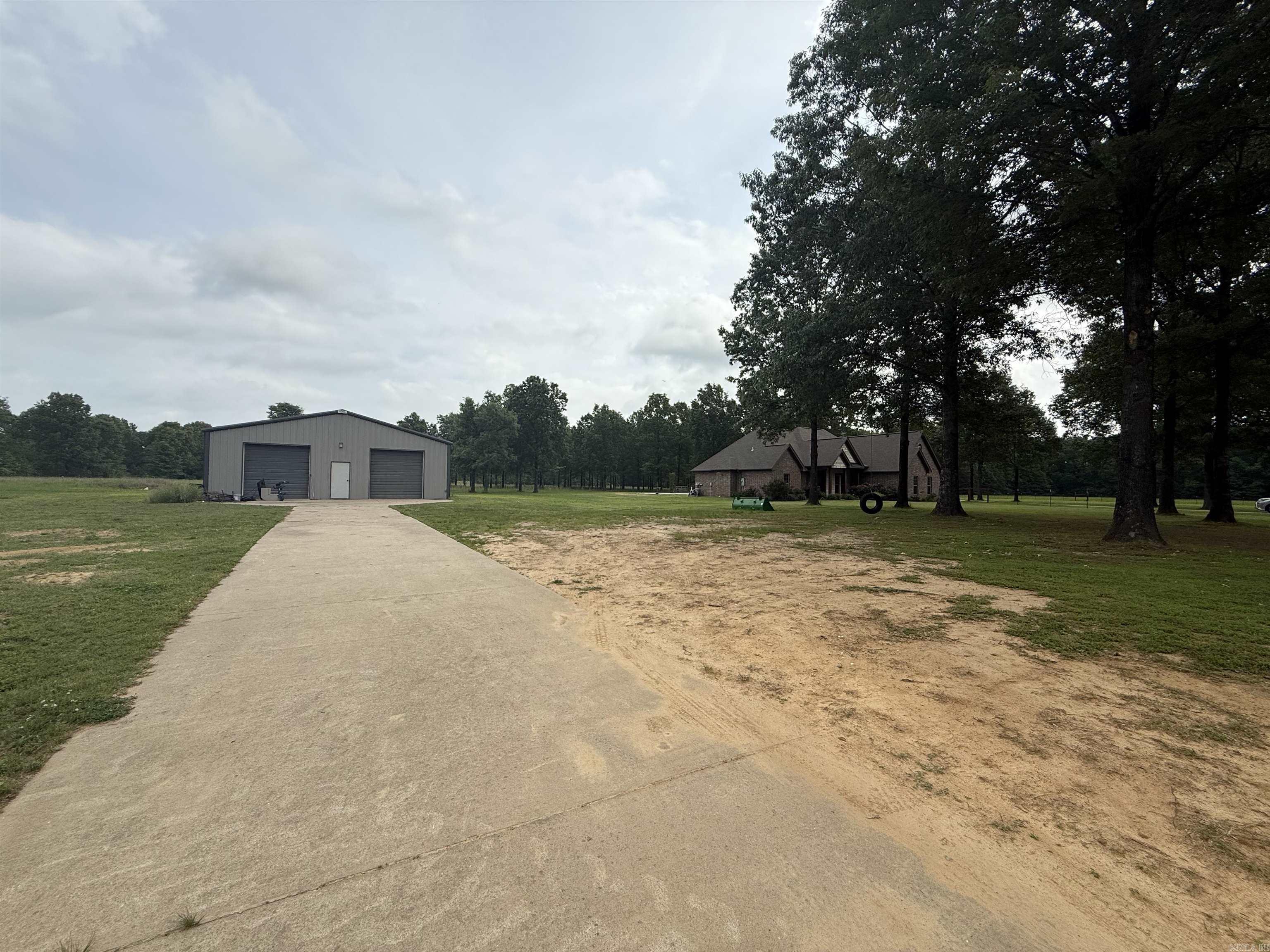 1094 W Vinity Rd  McRae, AR