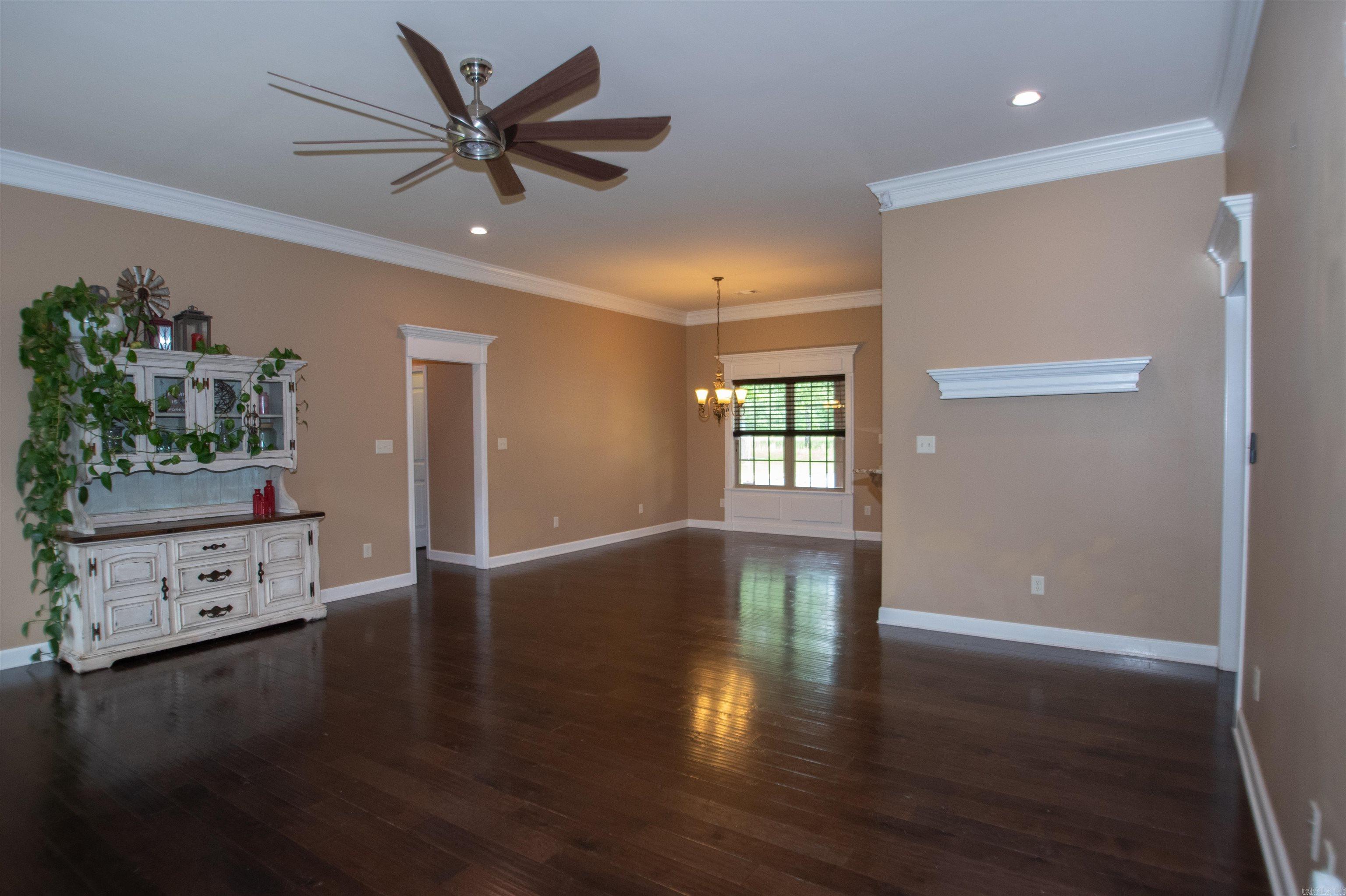 1094 W Vinity Rd  McRae, AR