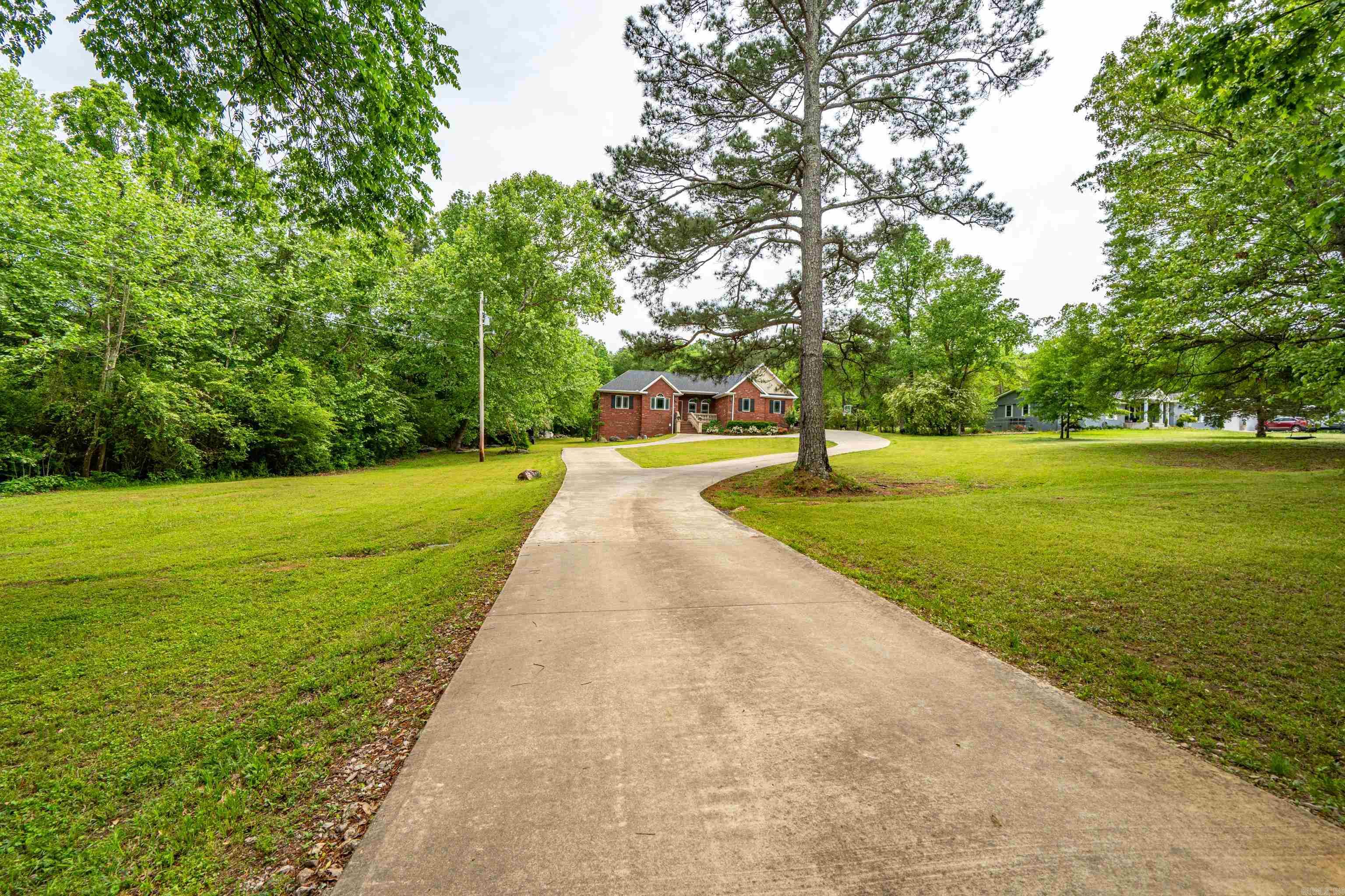 140  Frontier  Hot Springs, AR