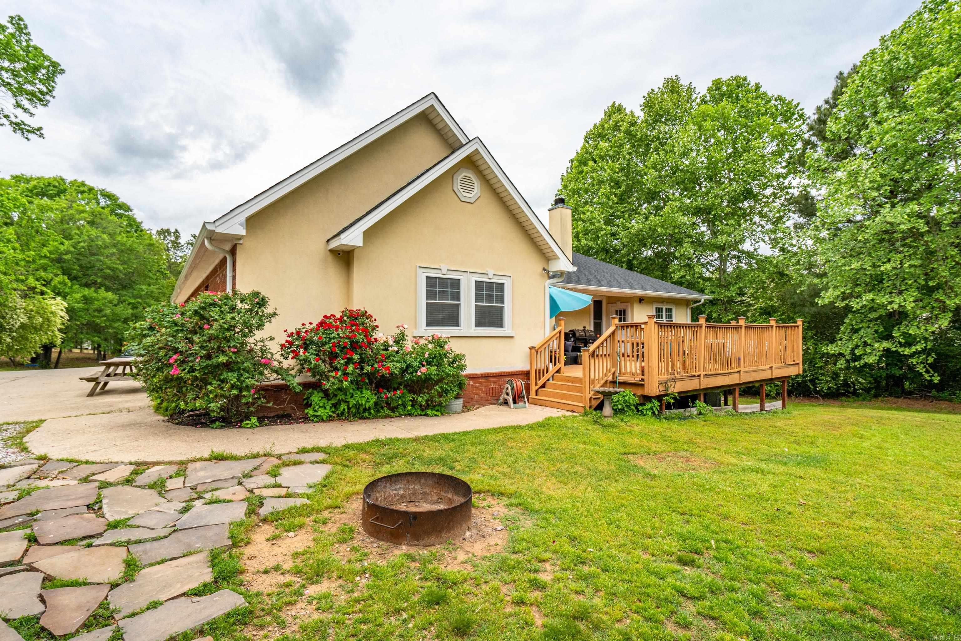 140  Frontier  Hot Springs, AR