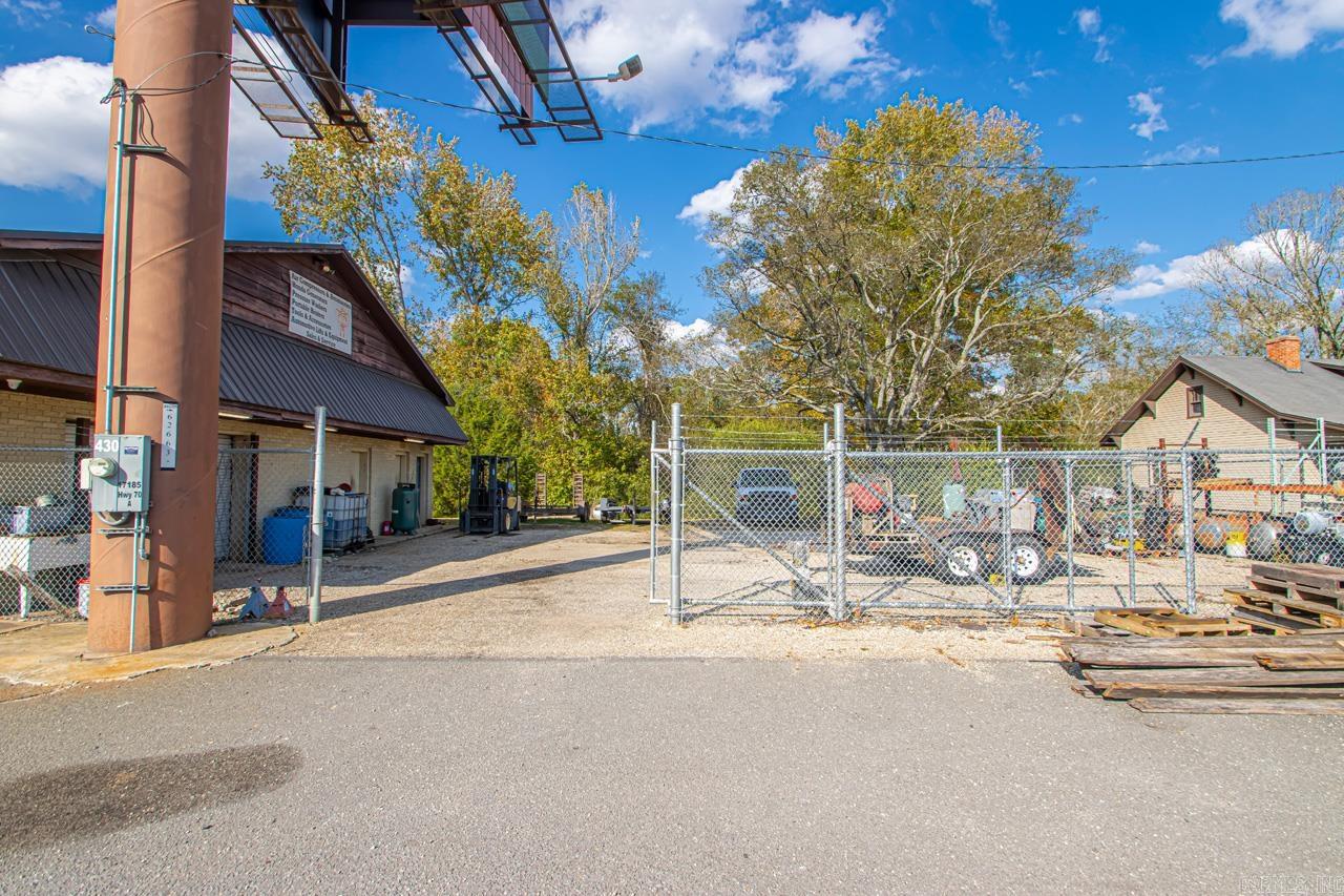 17186  Hwy 70  Benton, AR