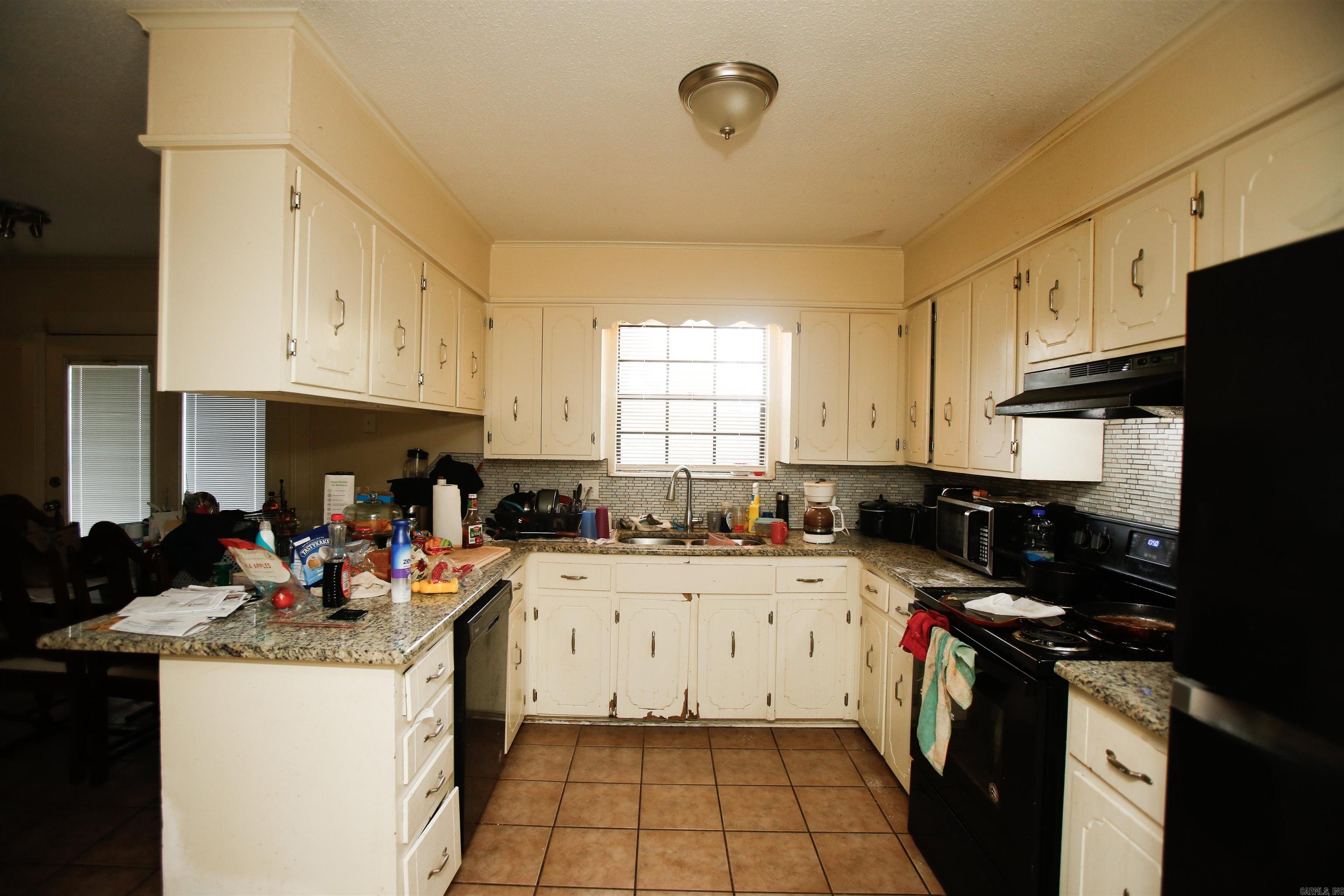 6606  Silver  Little Rock, AR