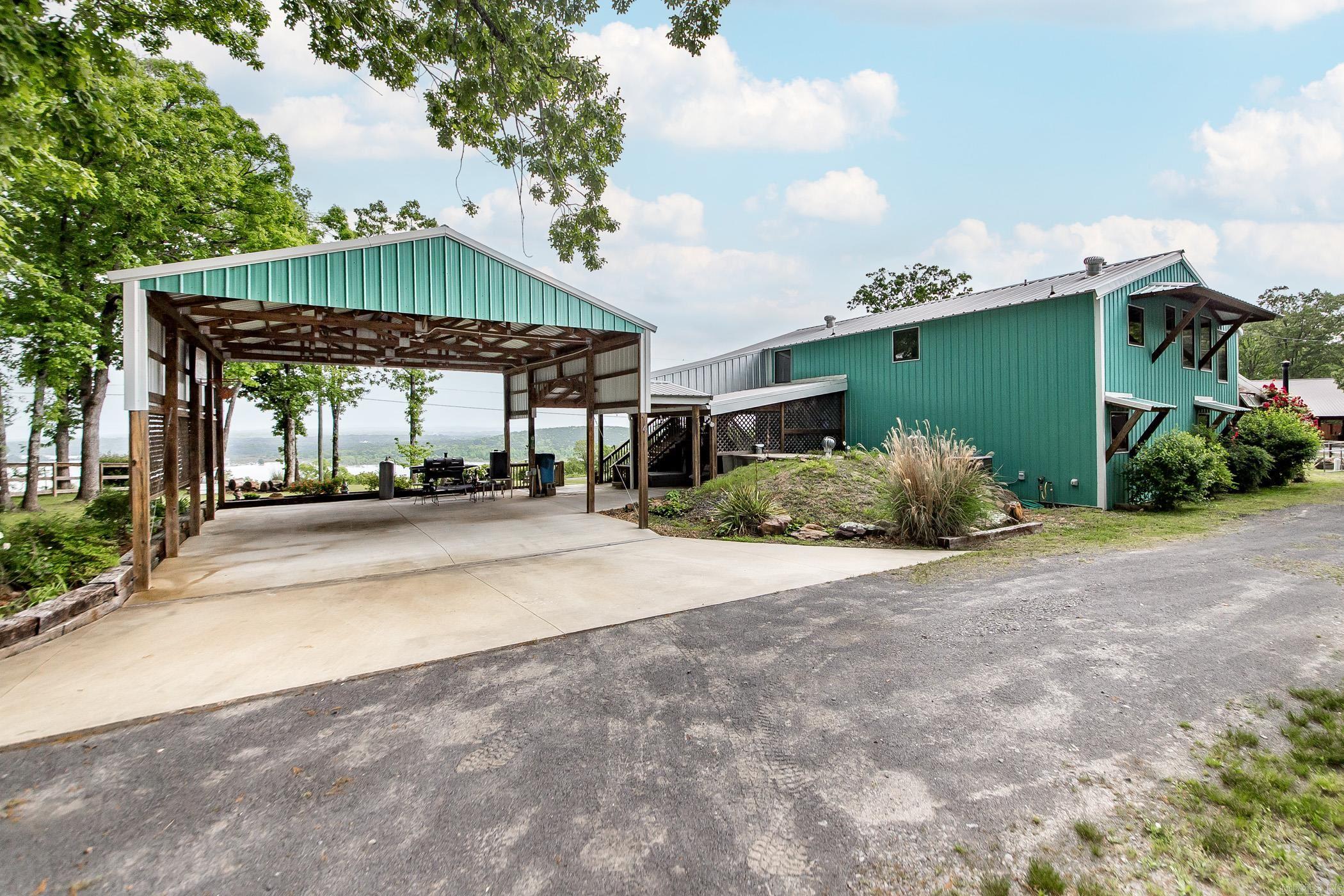4 Long Hill Rd. Higden, AR 72067
