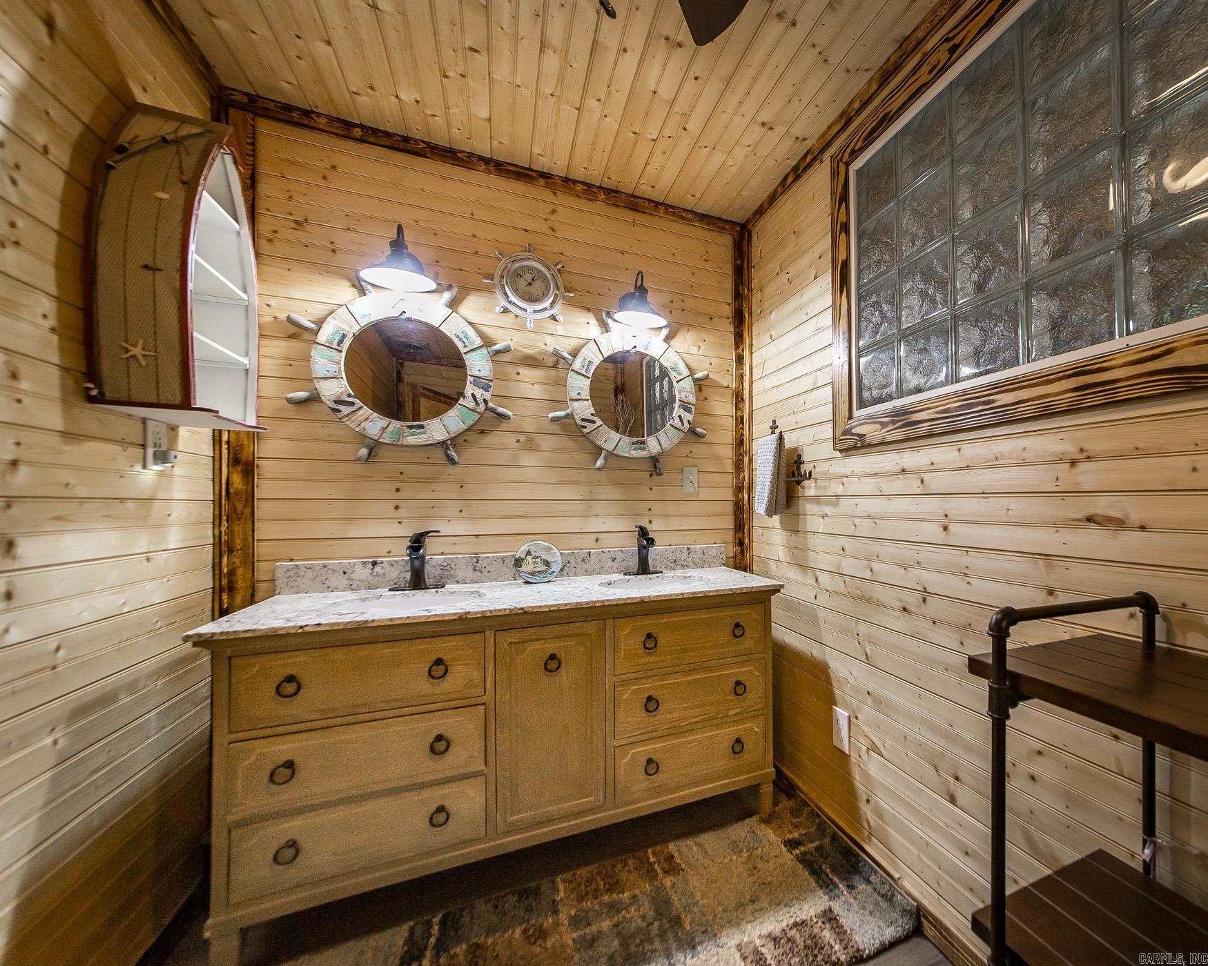 4 Long Hill Rd. Higden, AR 72067