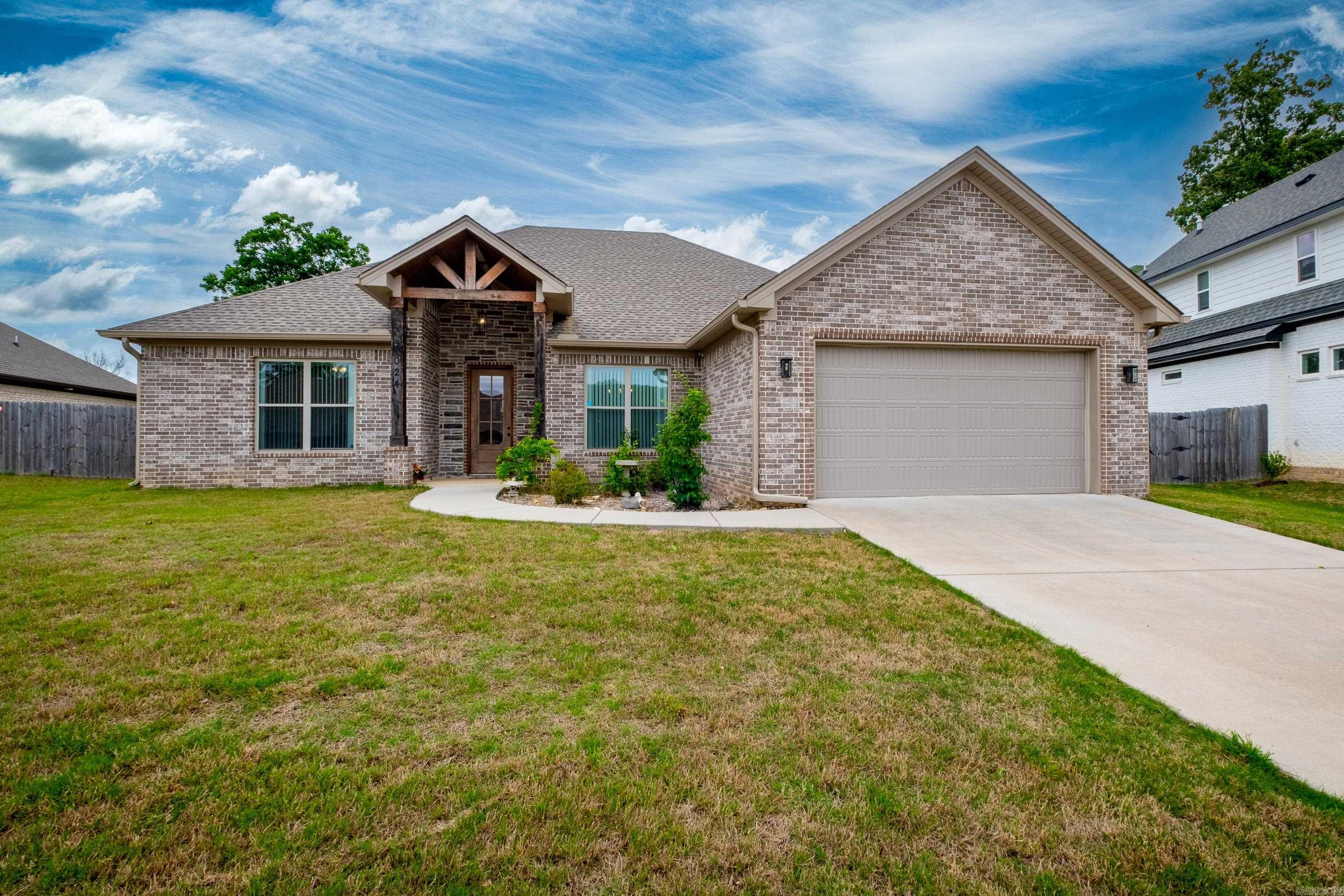 5024  Peace  Alexander, AR