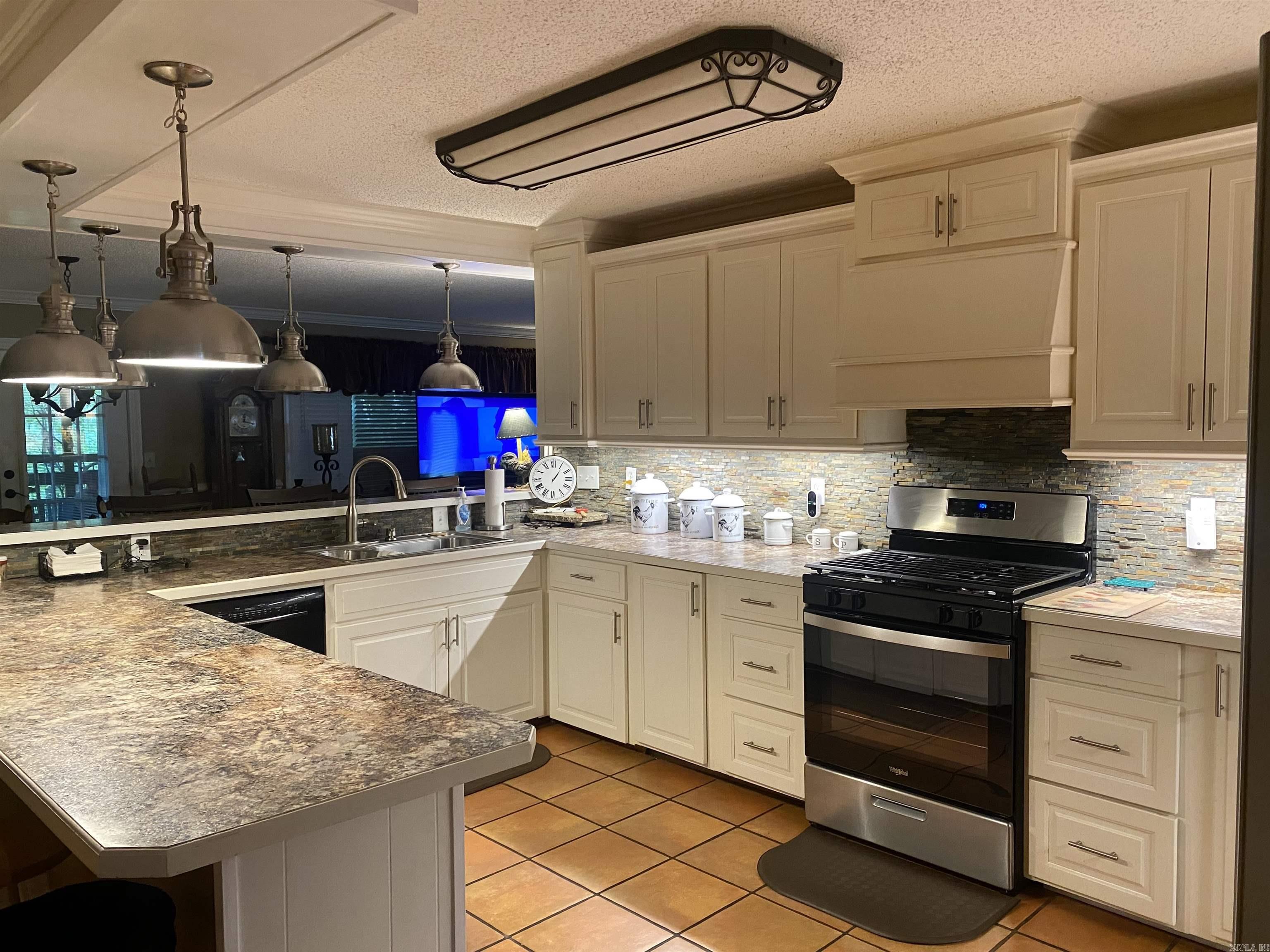 874  Stacy Springs  Heber Springs, AR