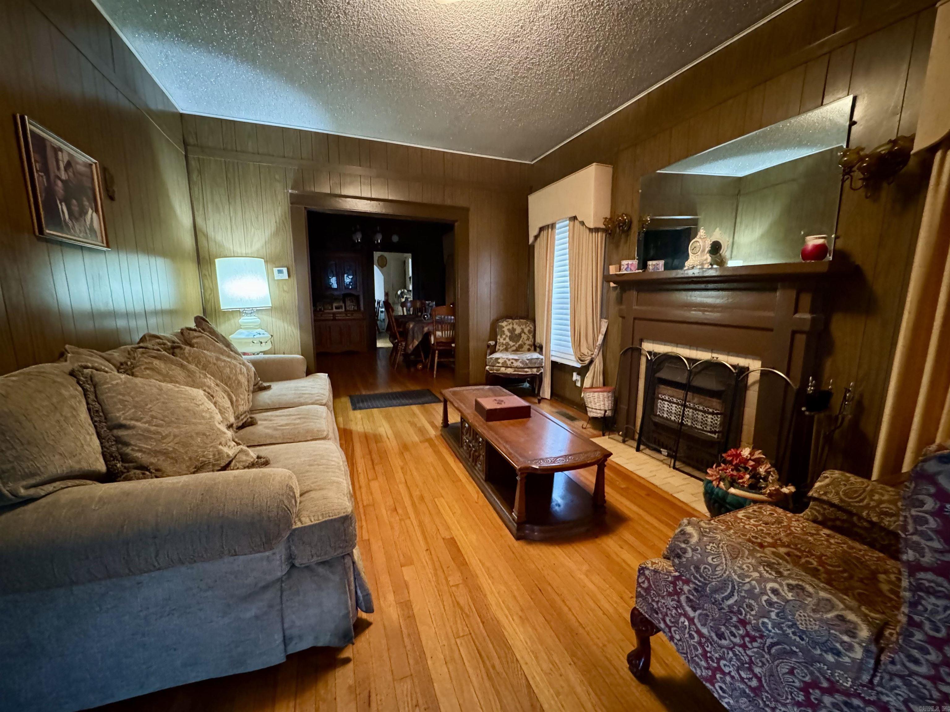 1519 S Oak  Little Rock, AR