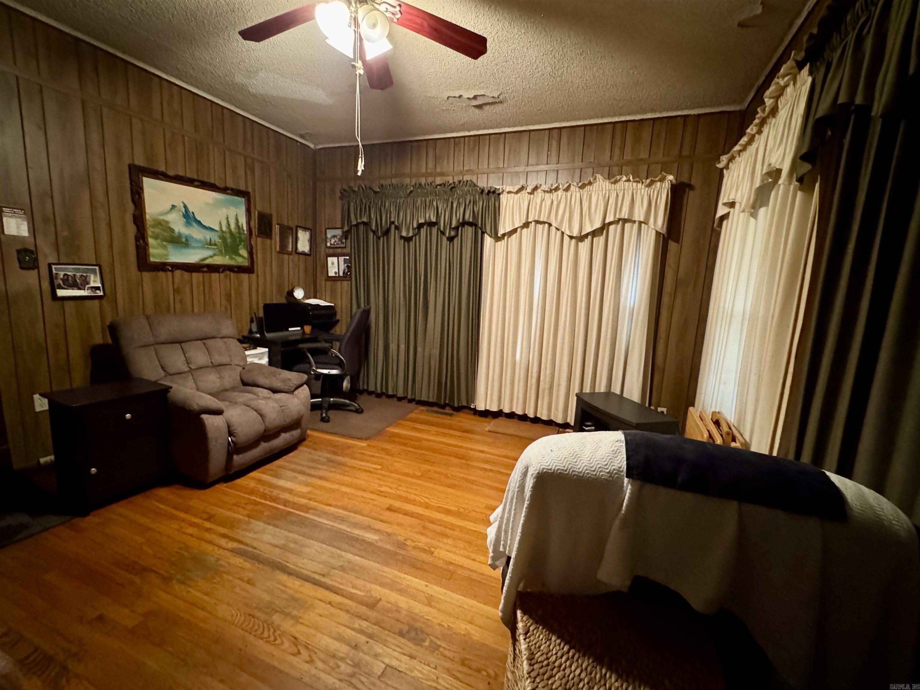 1519 S Oak  Little Rock, AR
