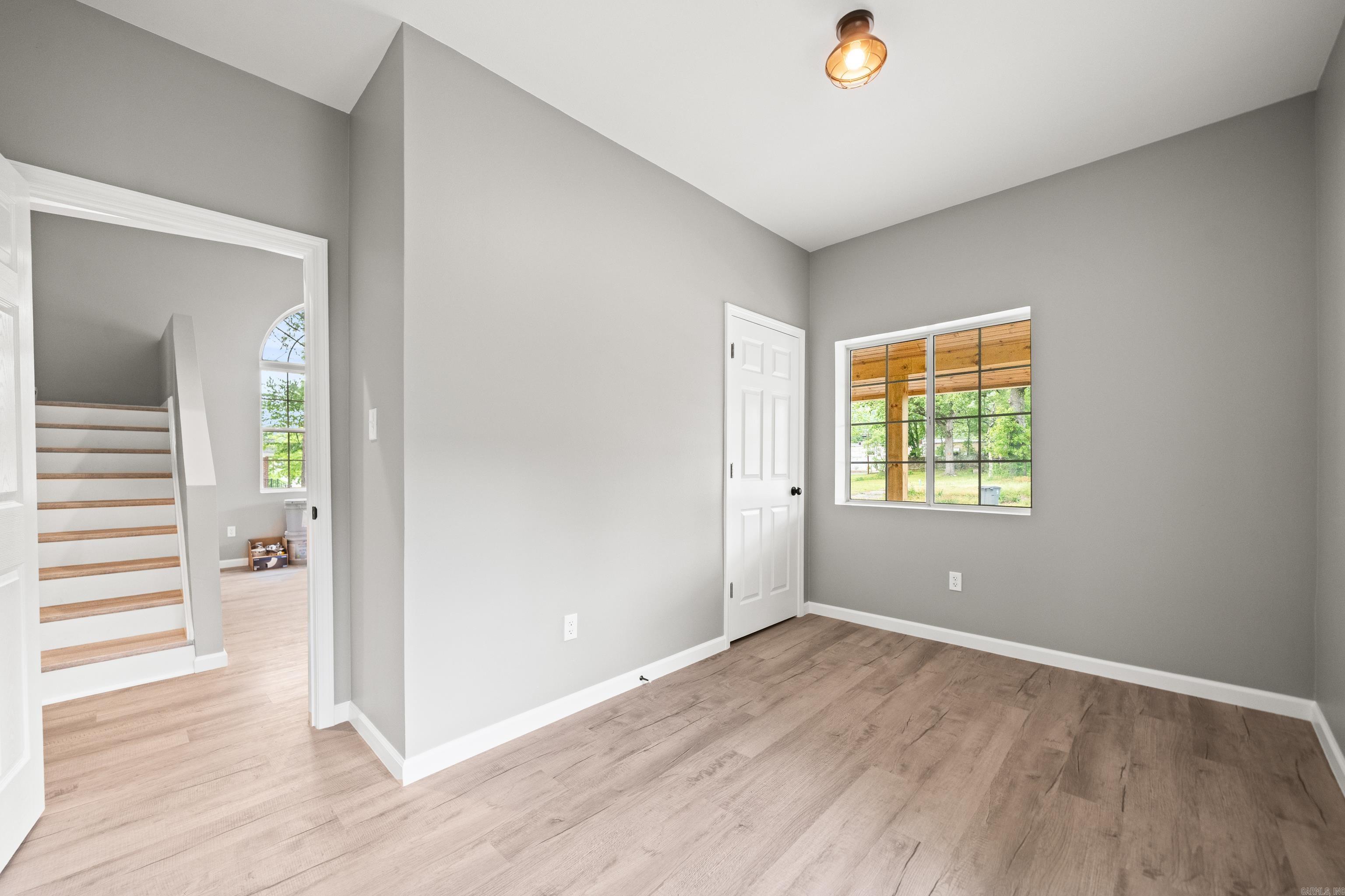 609  South  Hot Springs, AR