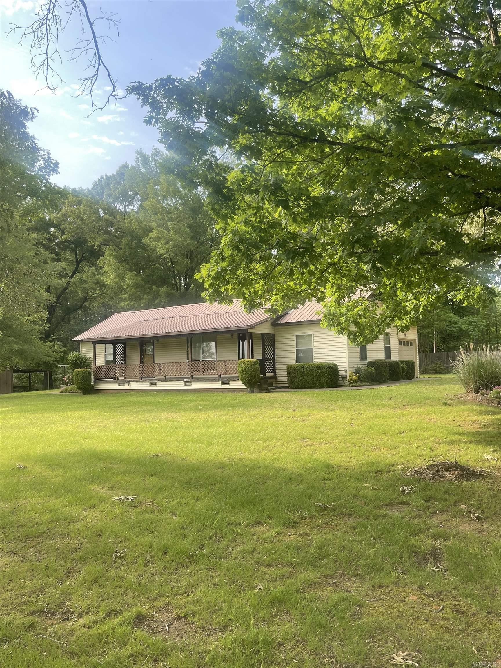 7 and 11  Lawrence Lane  Conway, AR