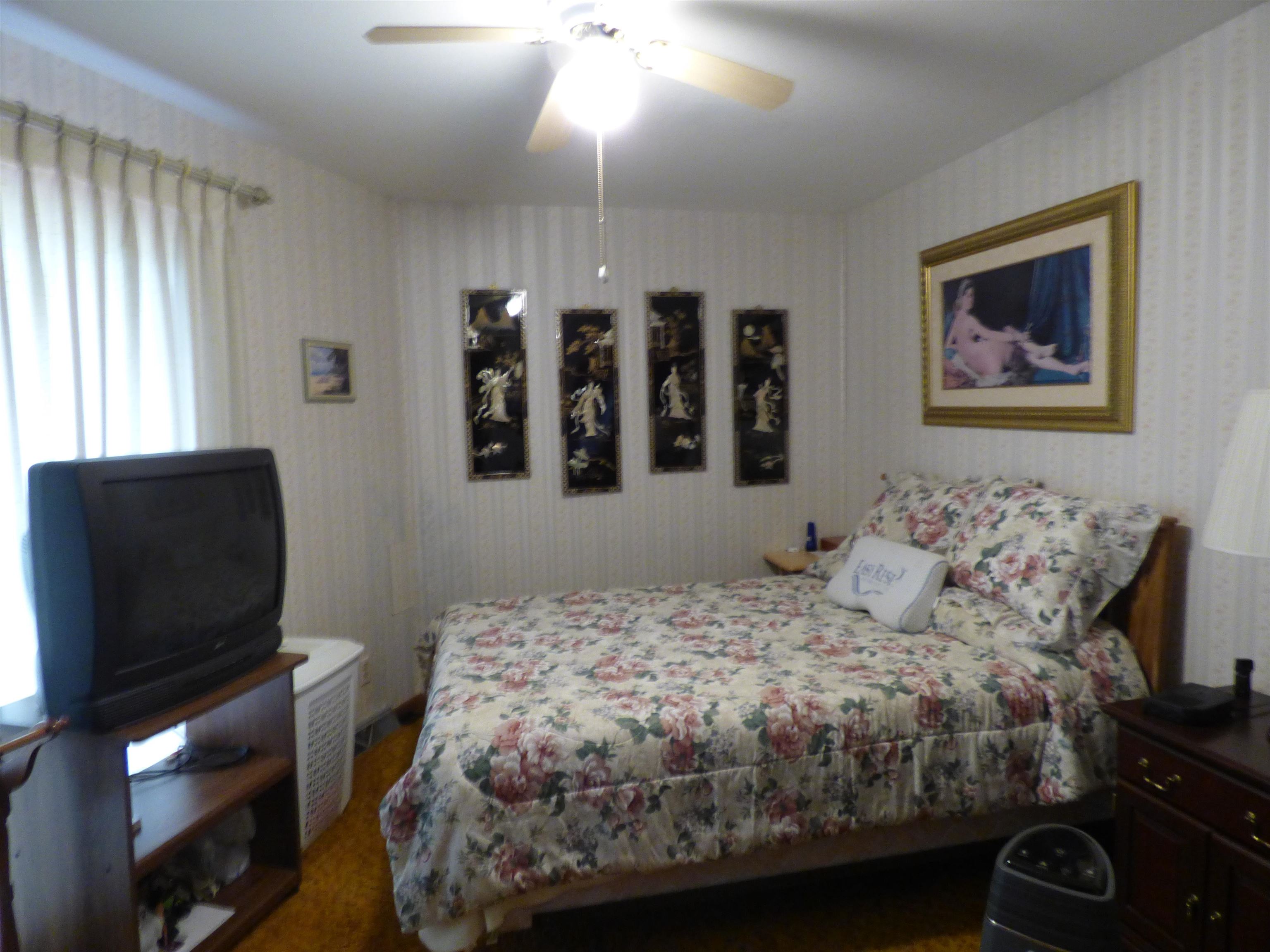 8  Aqua  Cherokee Village, AR