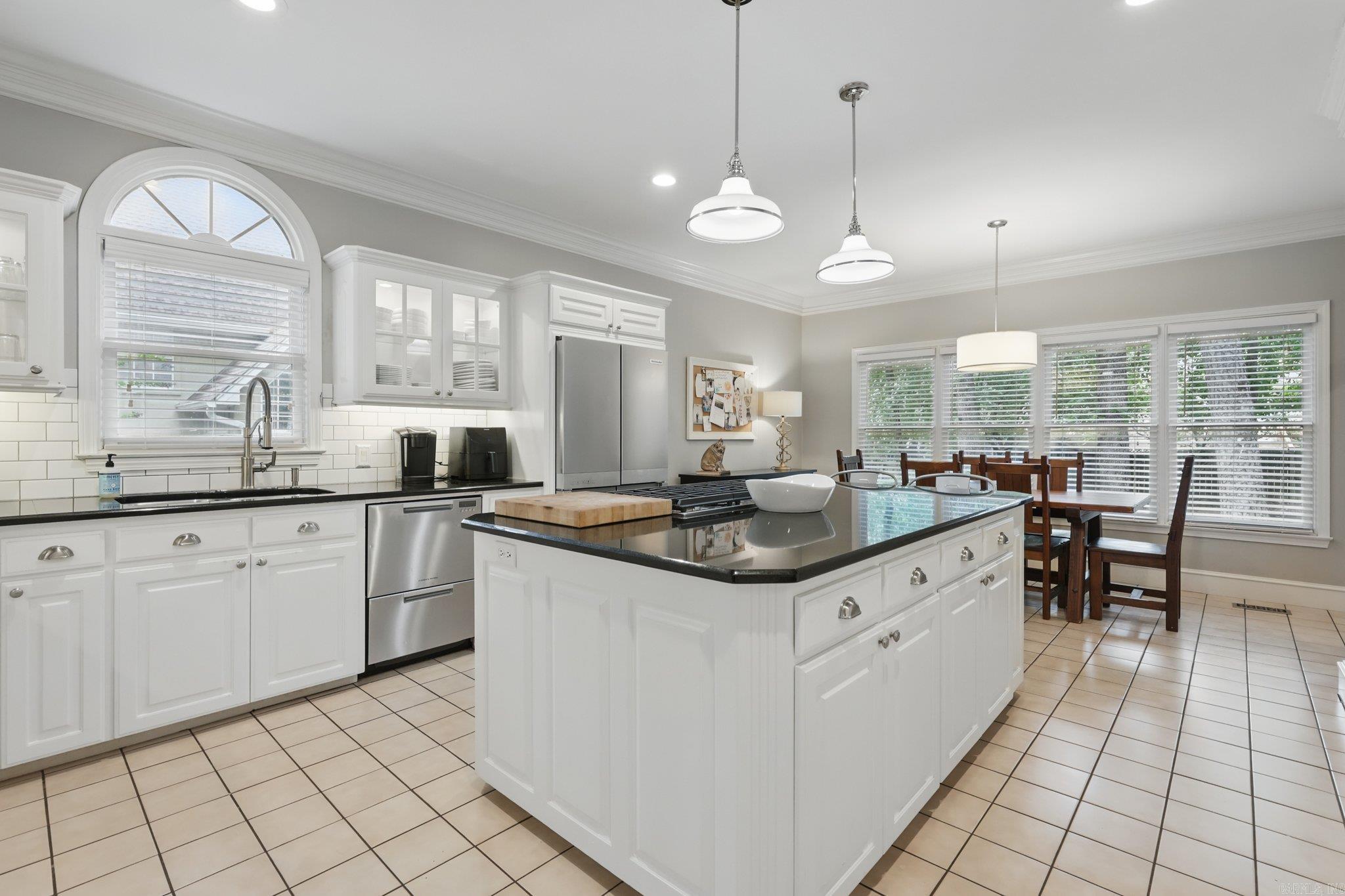 4109  Valley View  Little Rock, AR