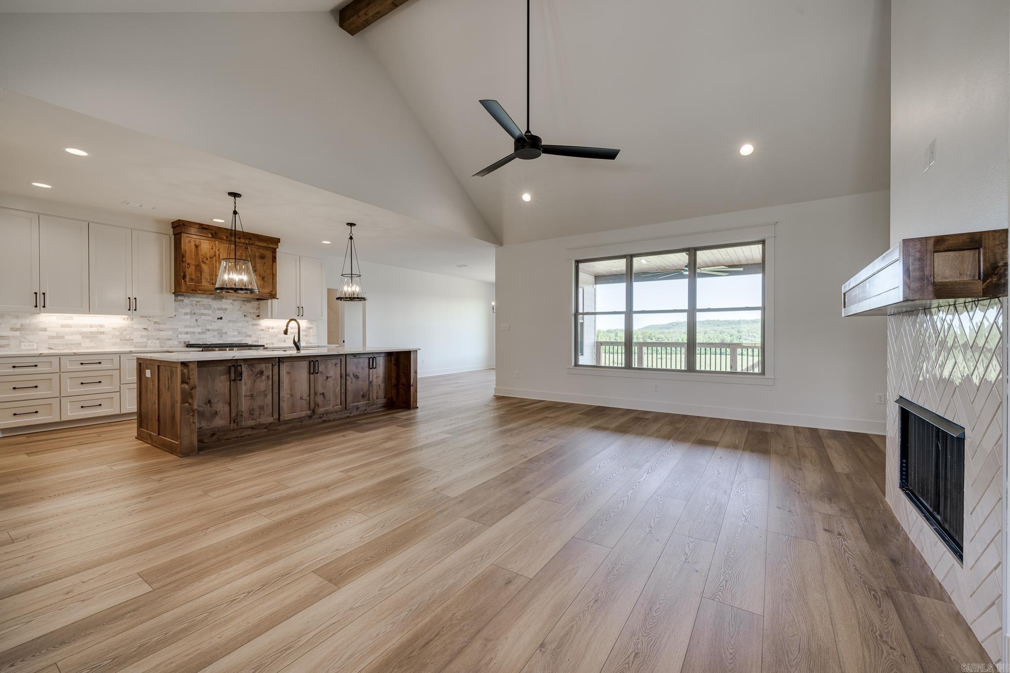 268  Castleberry Road  Greenbrier, AR