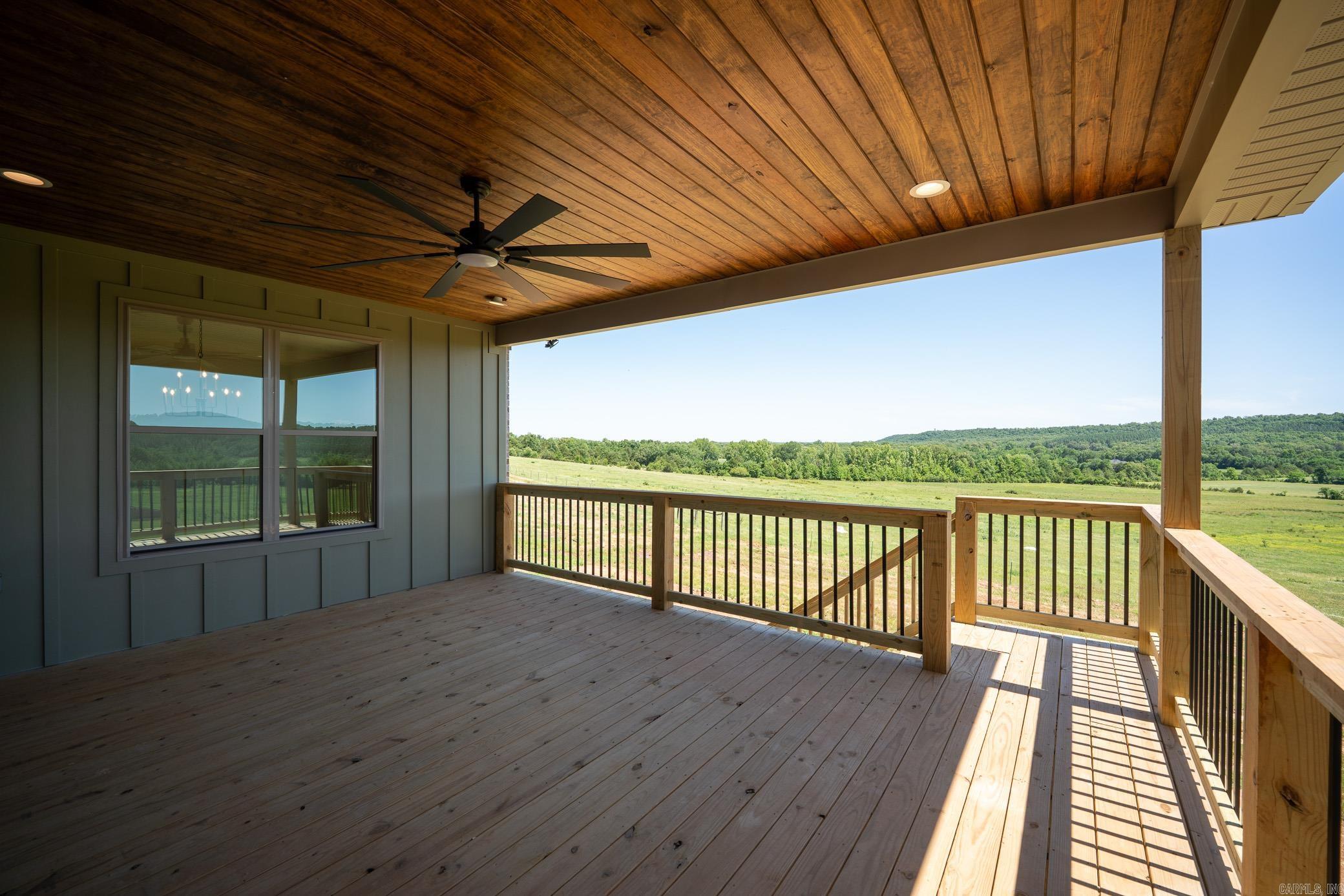272  Castleberry Road  Greenbrier, AR