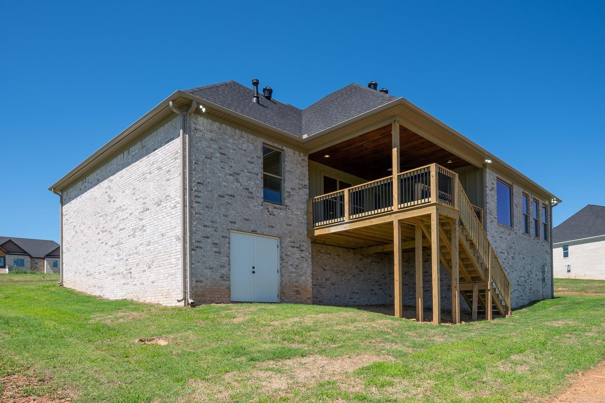 272  Castleberry Road  Greenbrier, AR