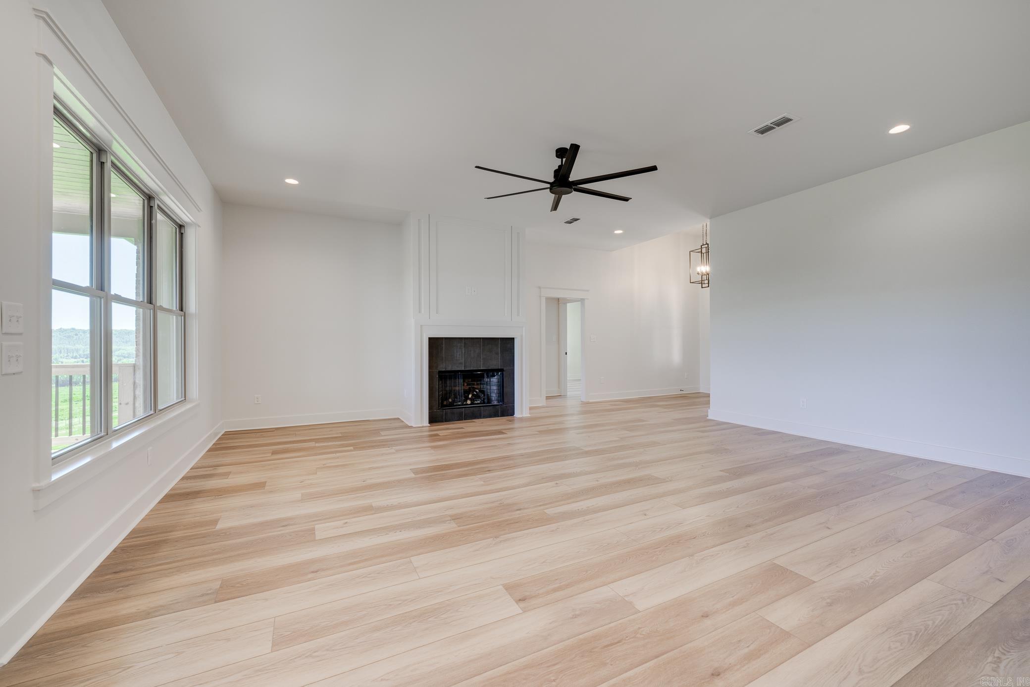 272  Castleberry Road  Greenbrier, AR