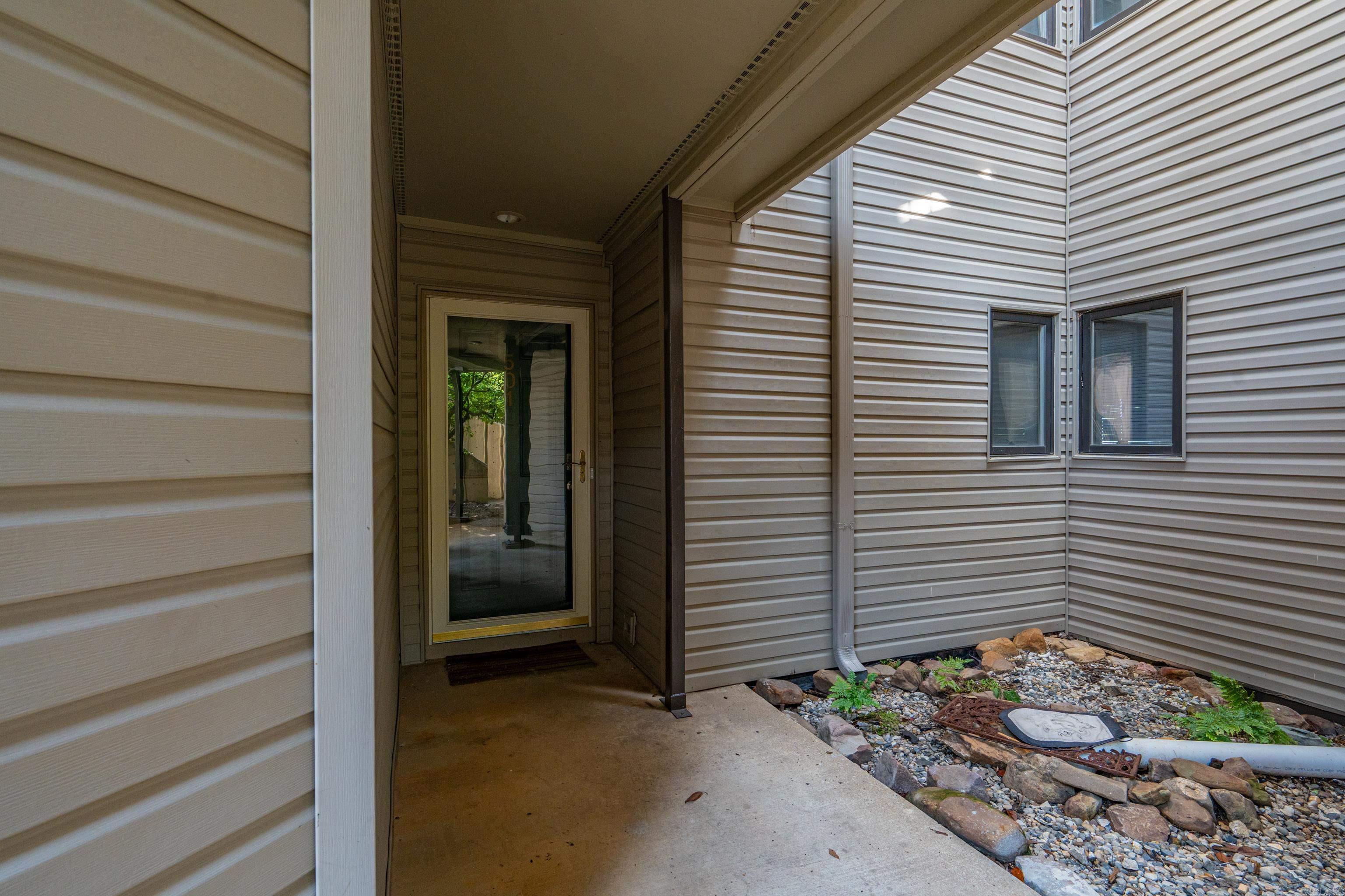 101  LONG ISLAND  Hot Springs, AR