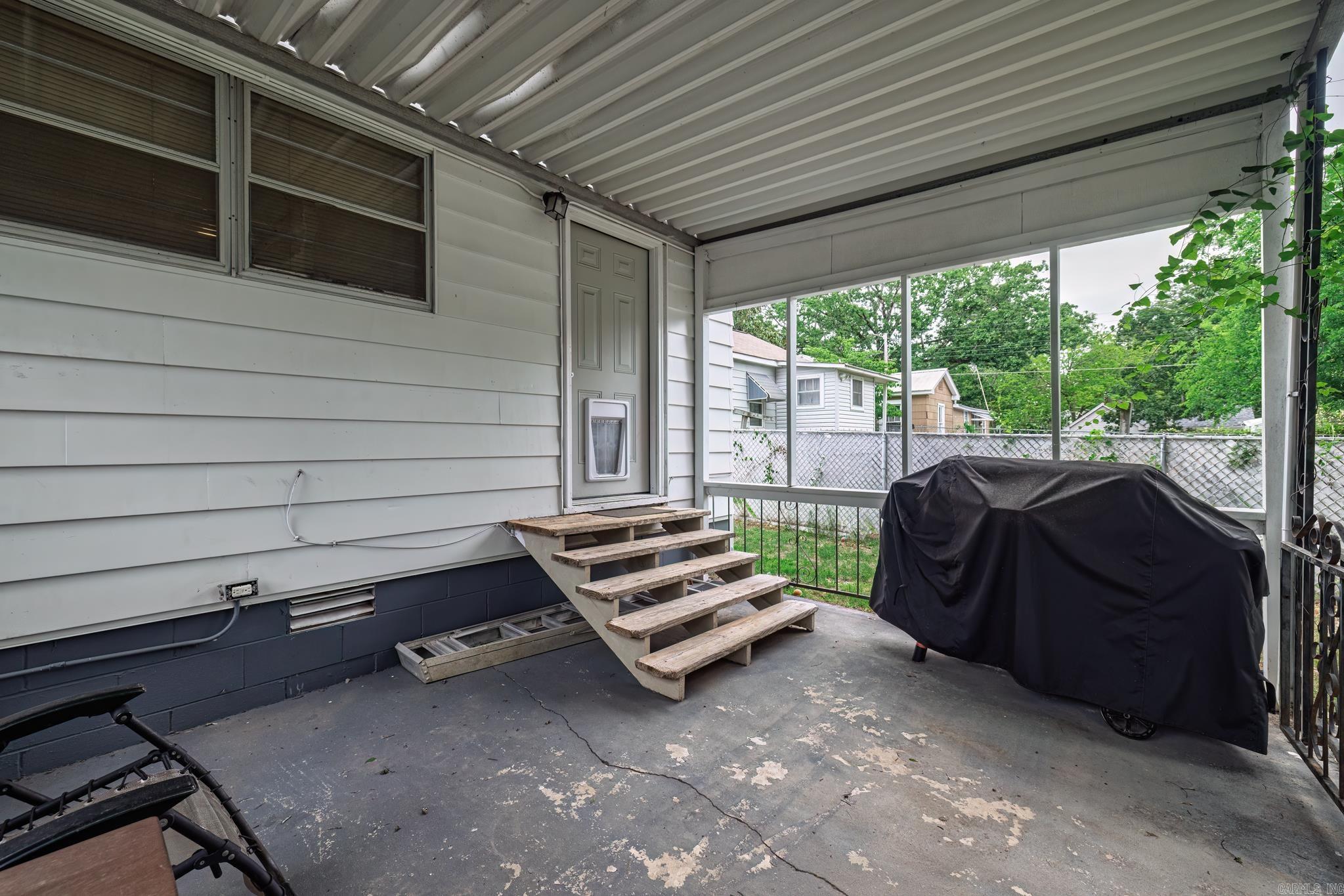 1647 Hobson  Hot Springs, AR
