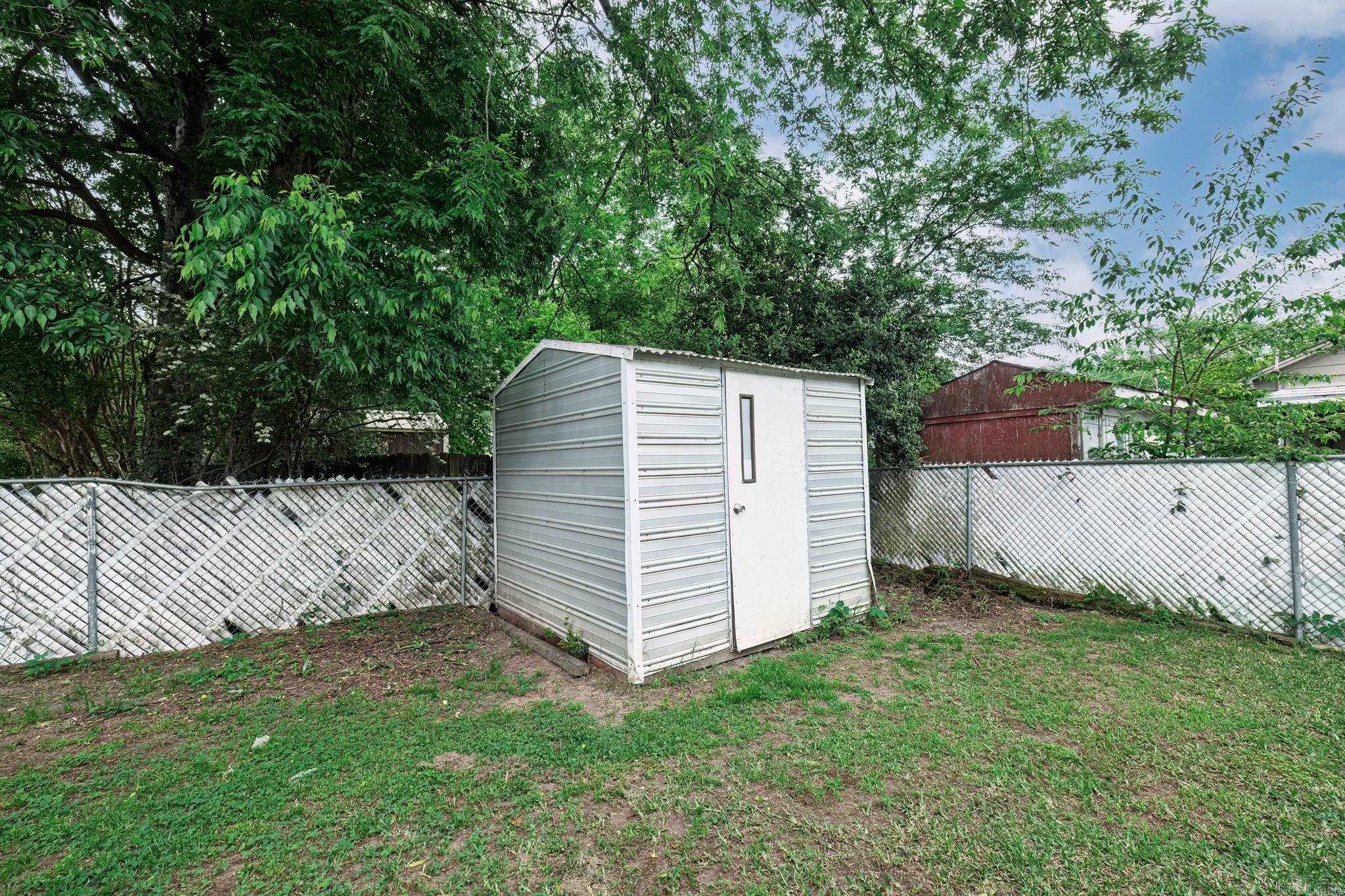 1647 Hobson  Hot Springs, AR