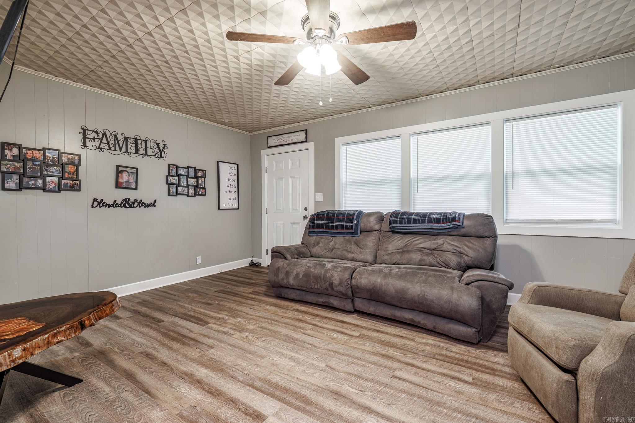 1647 Hobson  Hot Springs, AR