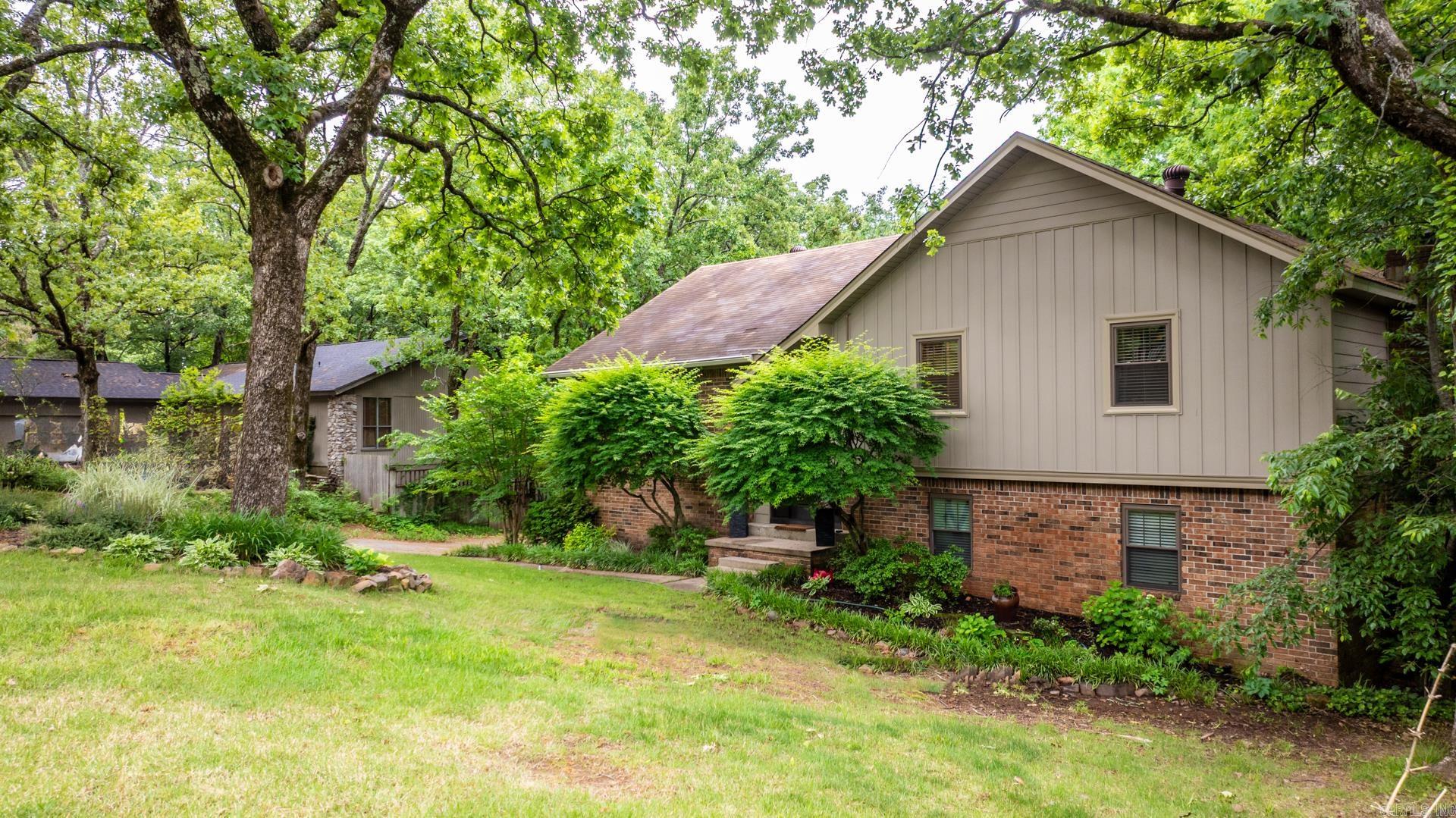 3 E Lake  North Little Rock, AR