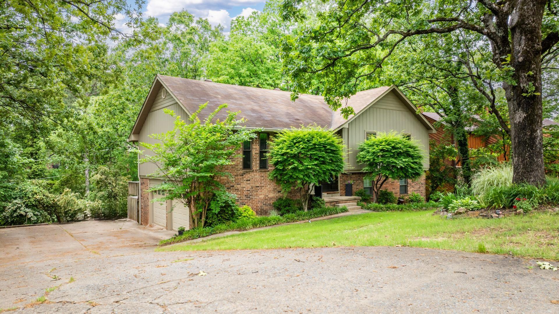 3 E Lake  North Little Rock, AR