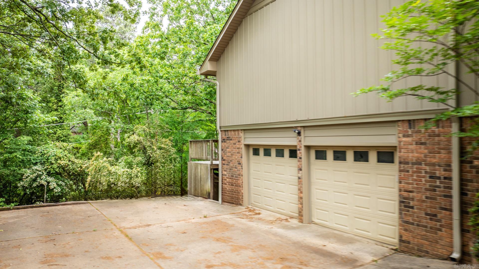 3 E Lake  North Little Rock, AR