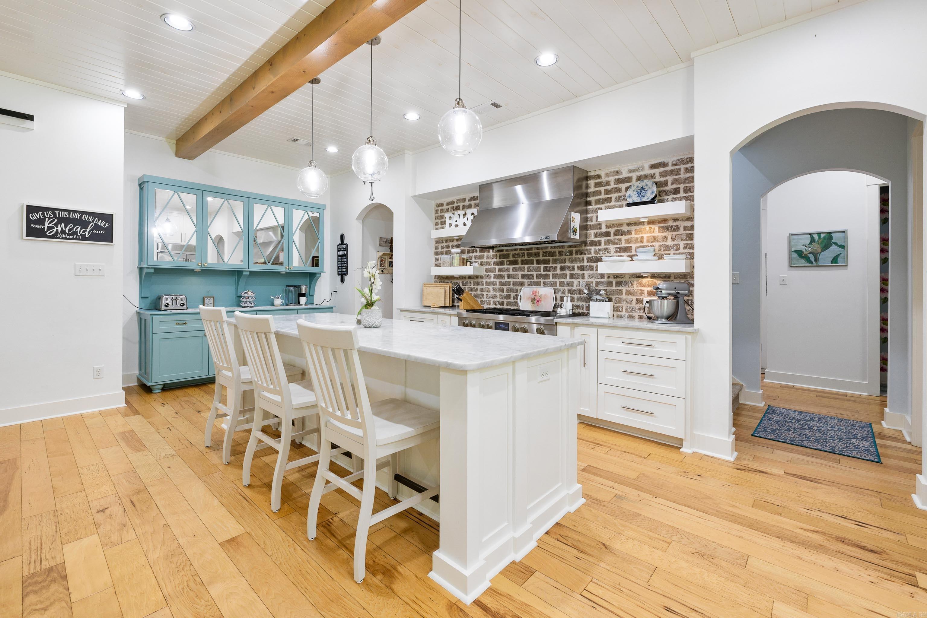 442  Demuth  Benton, AR