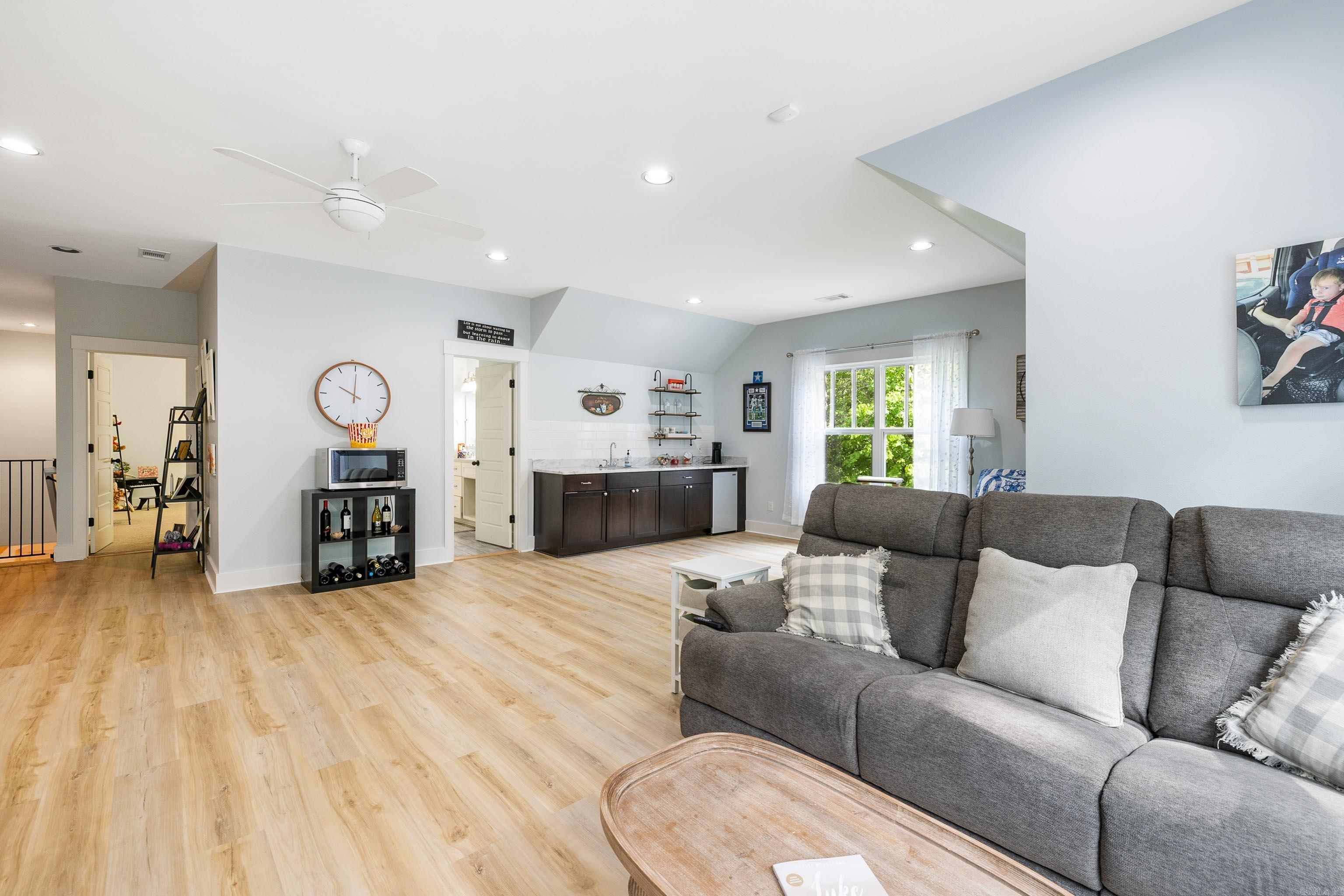 442  Demuth  Benton, AR