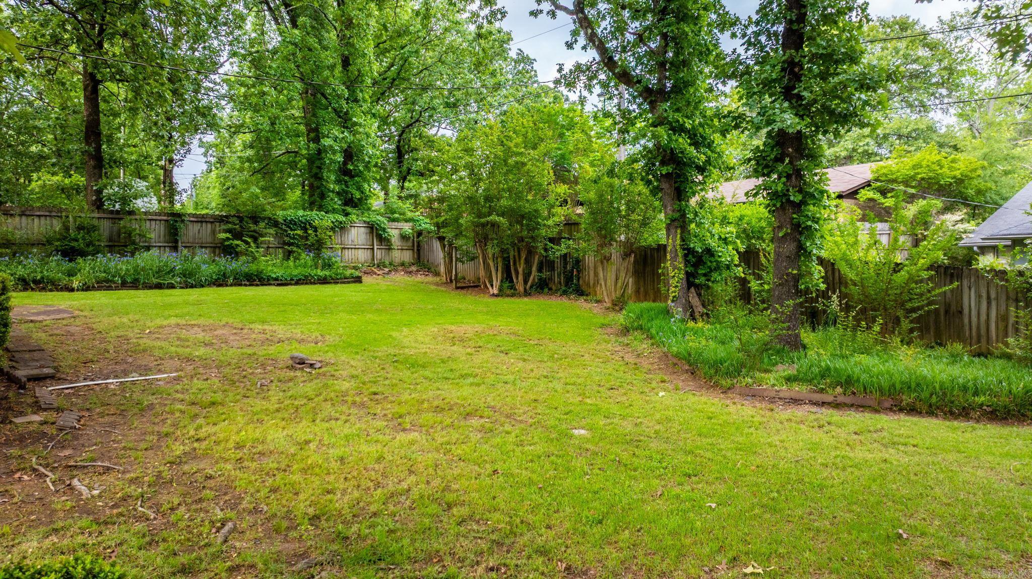 22  Colony Rd  Little Rock, AR