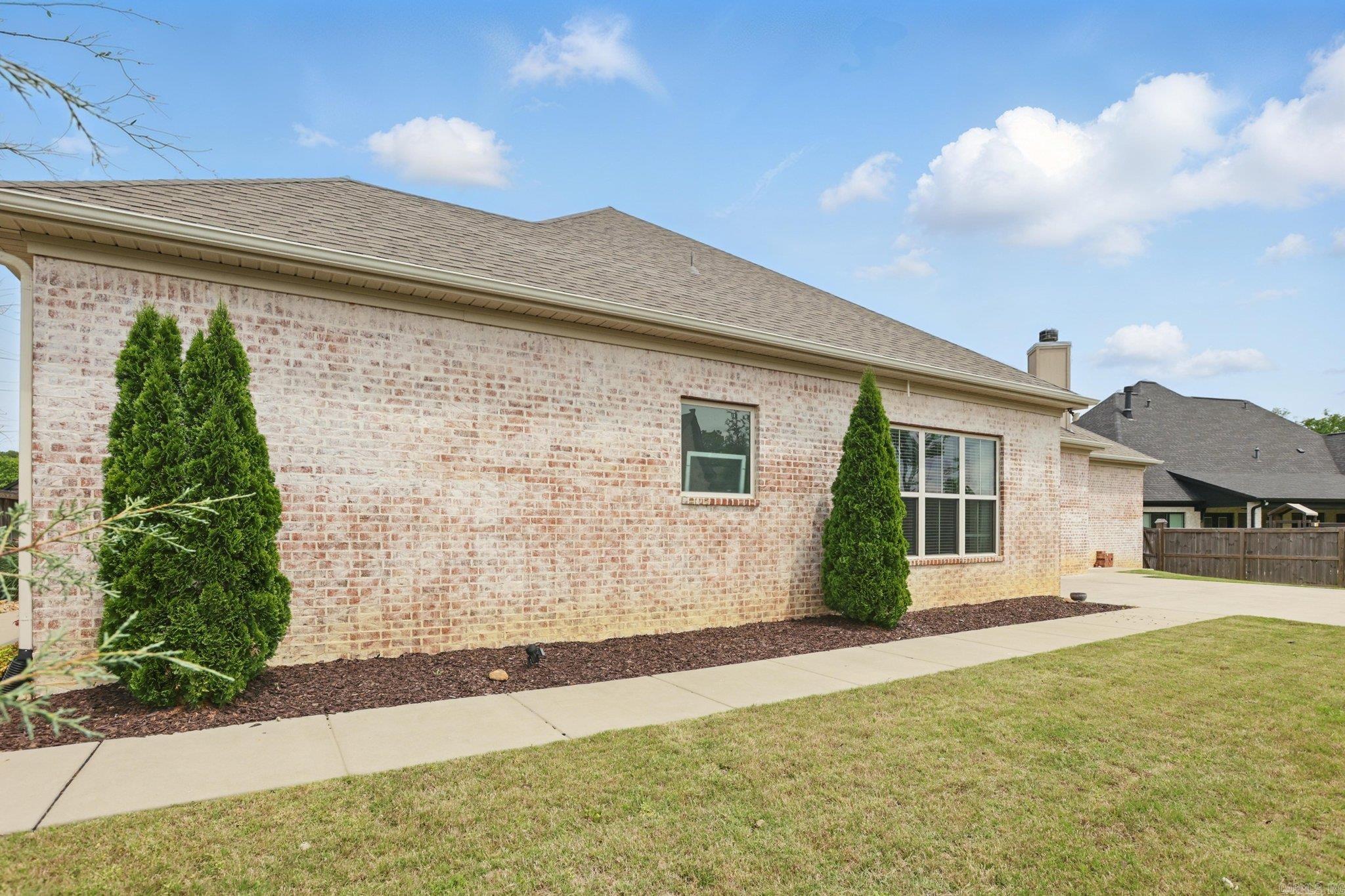 811  Nature Way  Benton, AR
