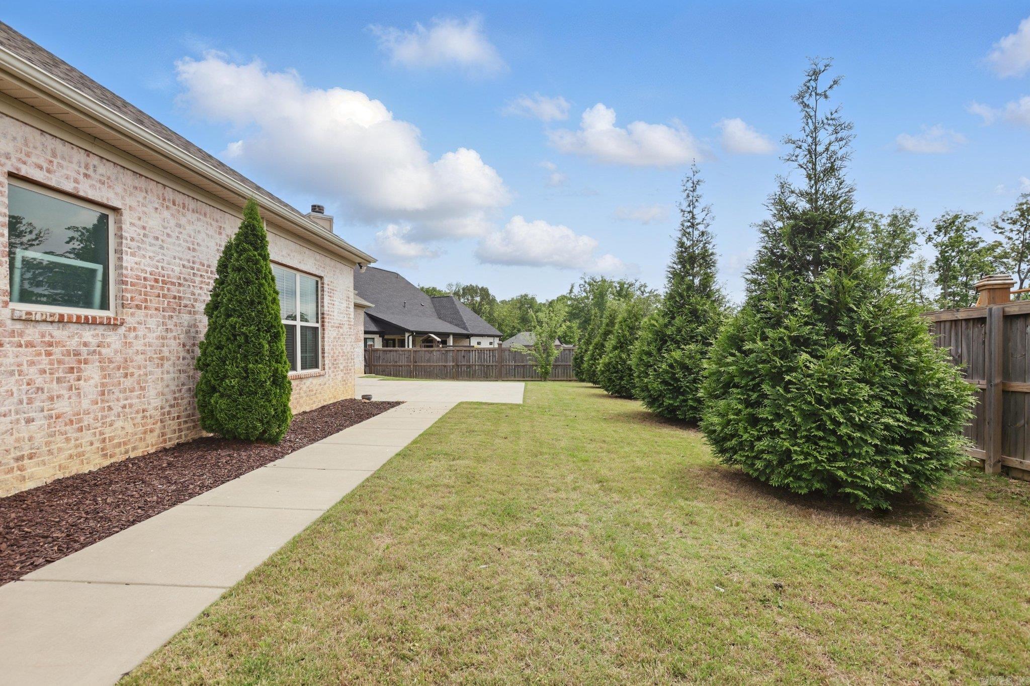 811  Nature Way  Benton, AR