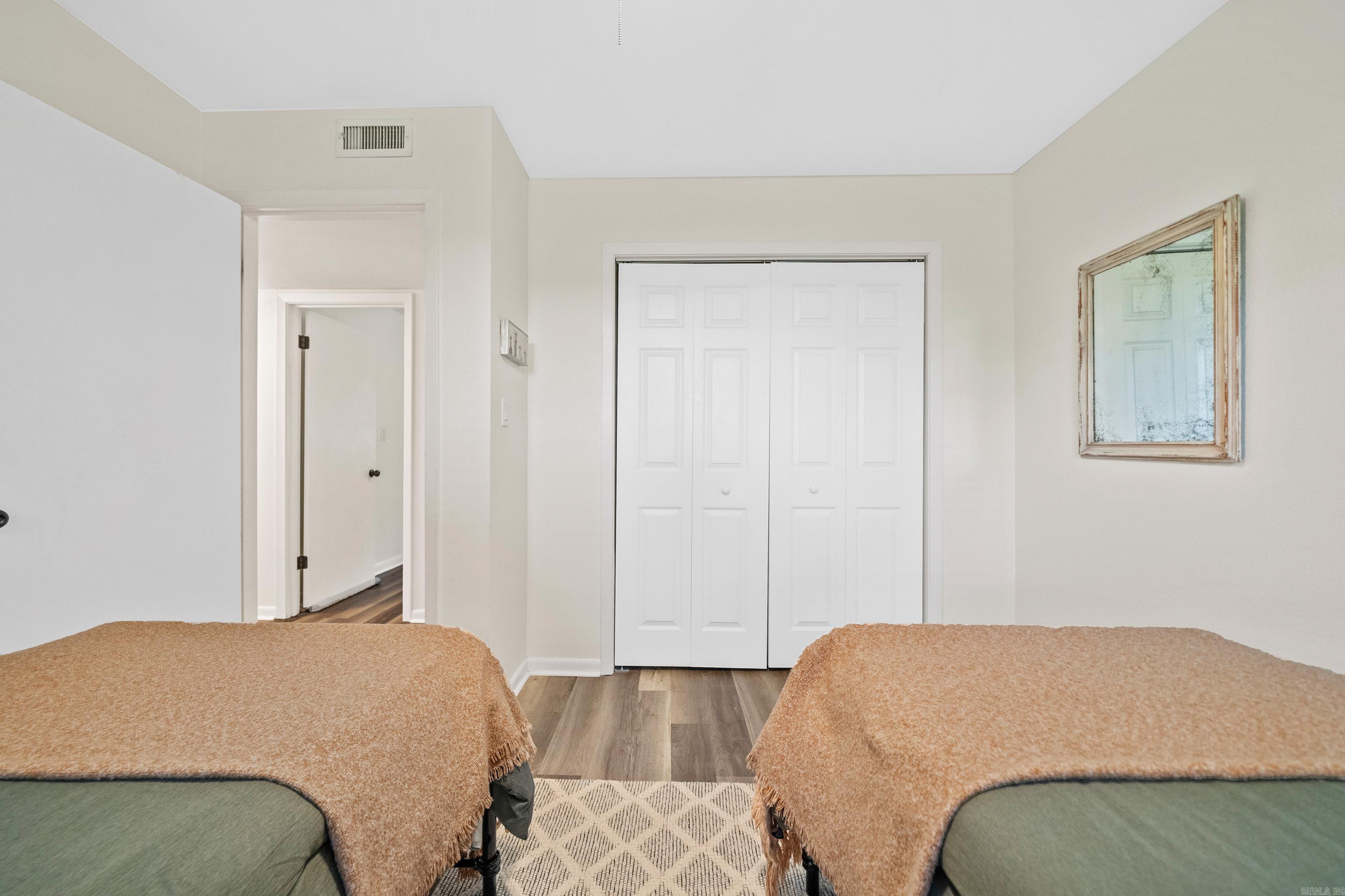 340  Vanadium  Hot Springs, AR