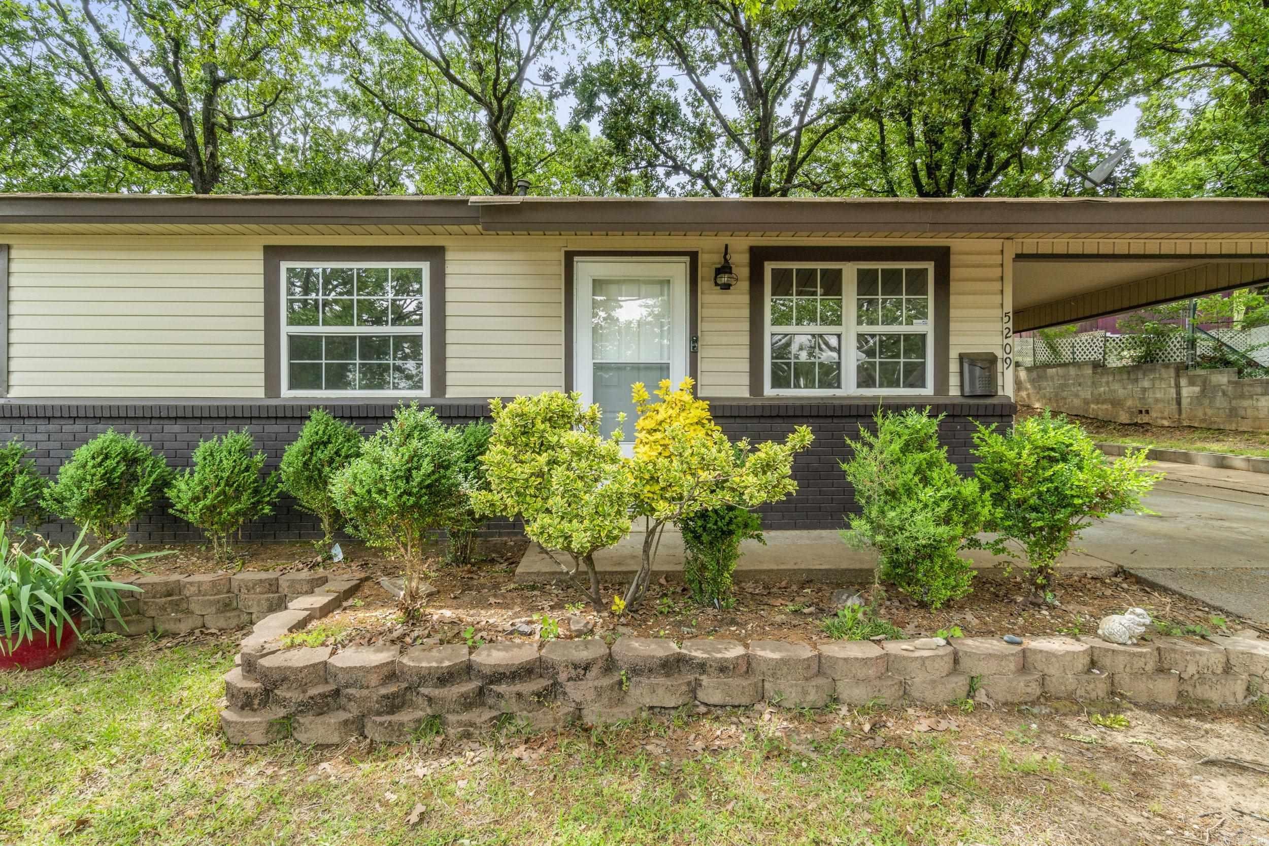 5209  Pike Ave  North Little Rock, AR