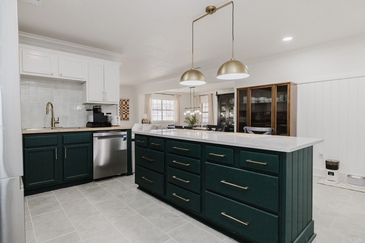 6873  Brazil  Benton, AR