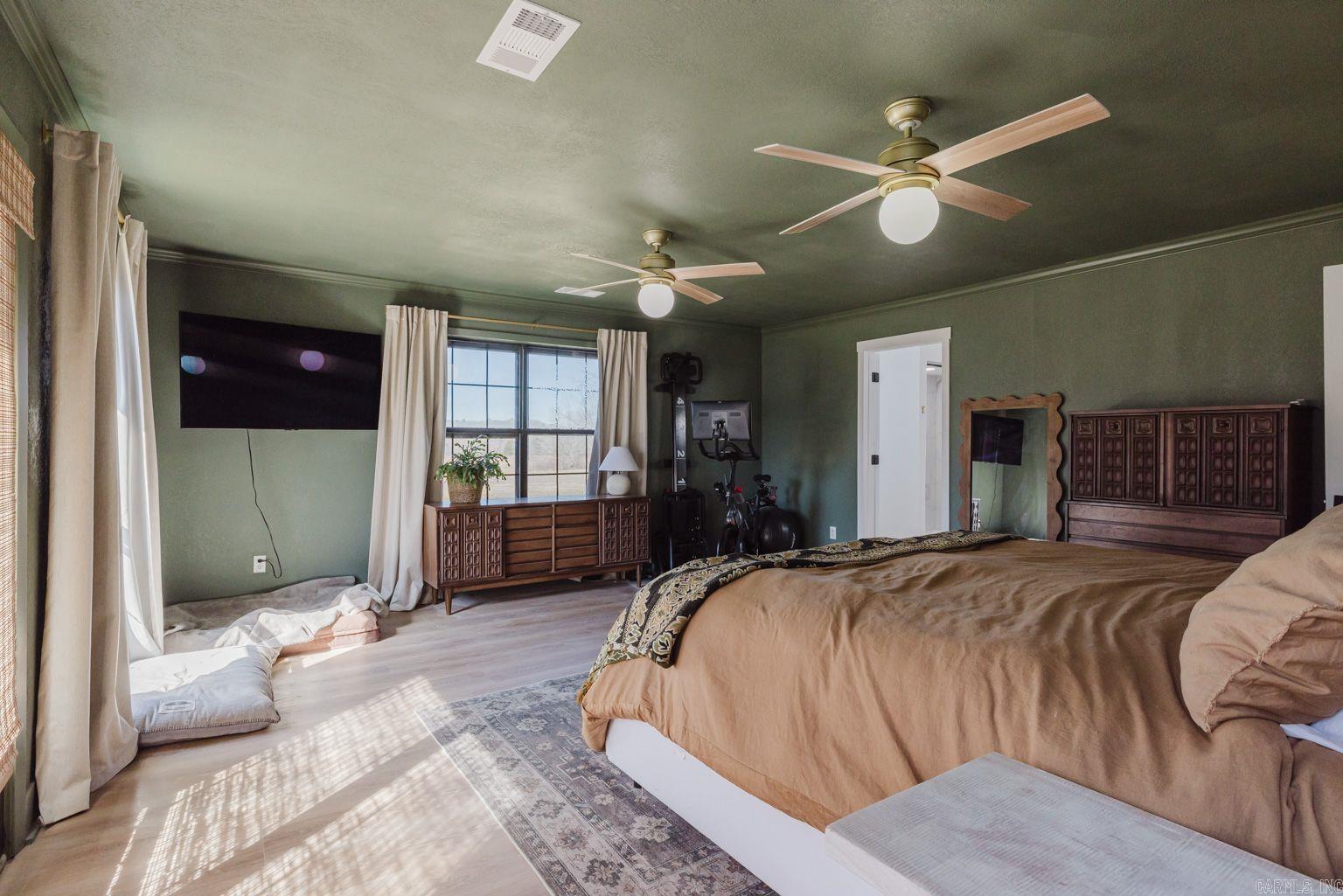 6873  Brazil  Benton, AR