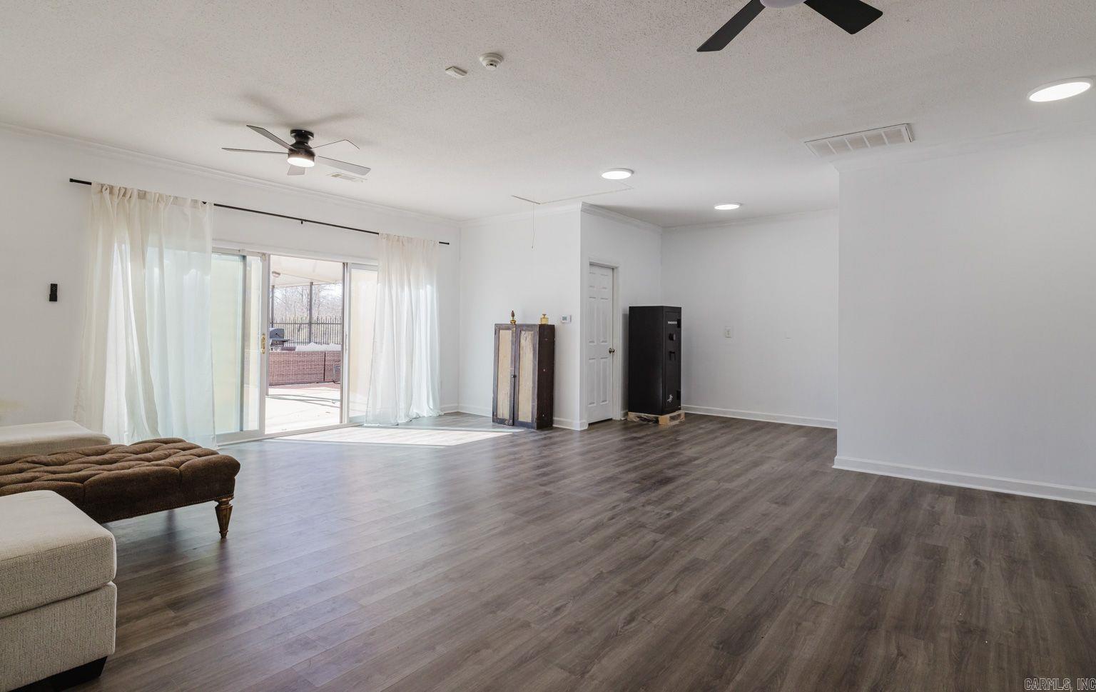 6873  Brazil  Benton, AR