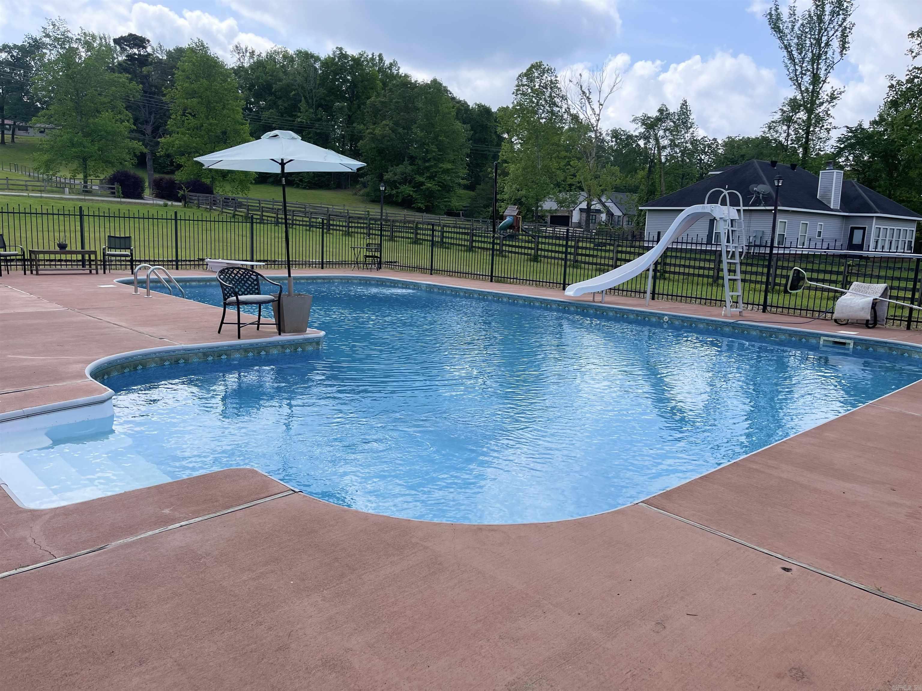 6873  Brazil  Benton, AR