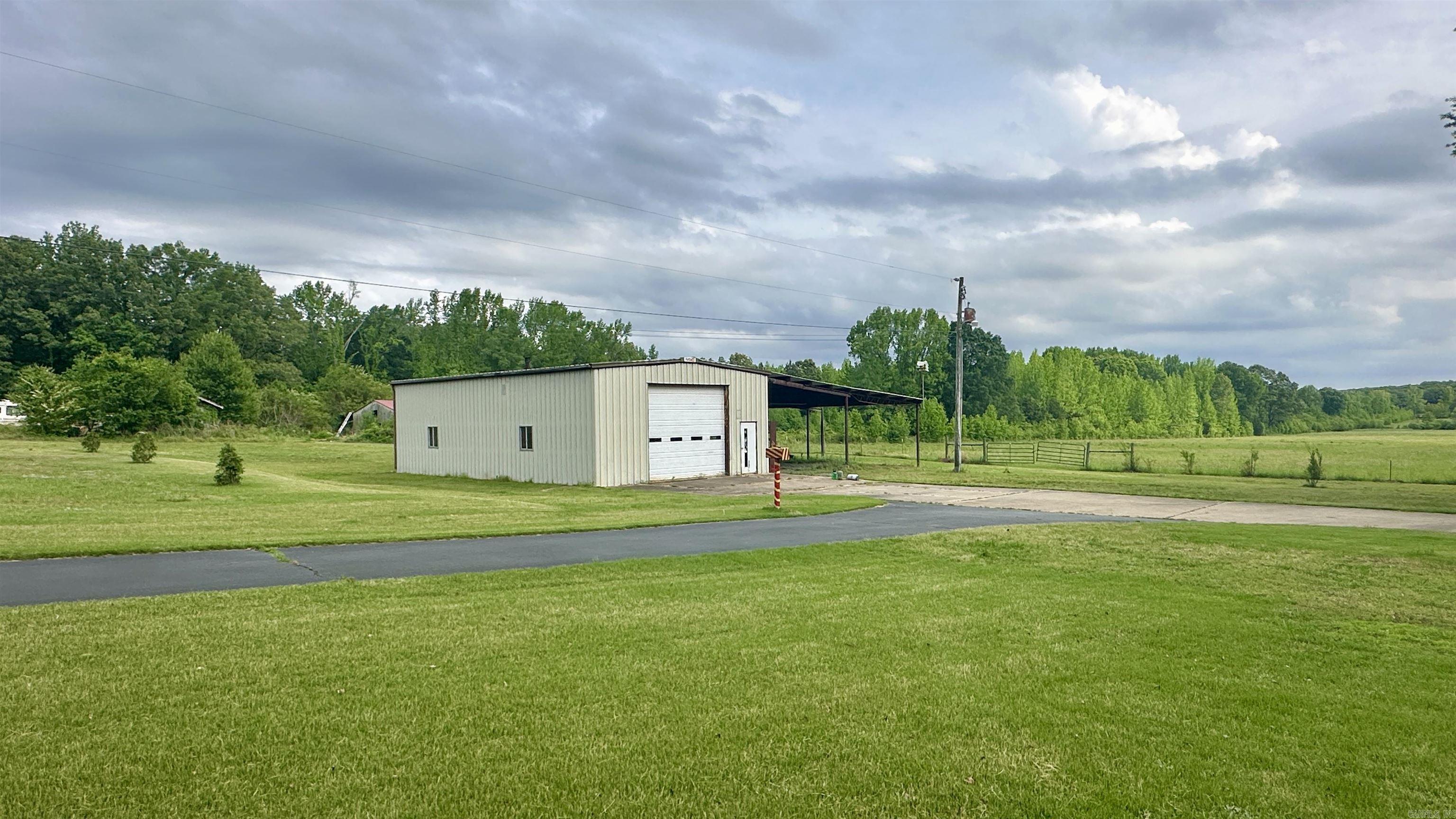 734 Highway 258 Bald Knob, AR 72010