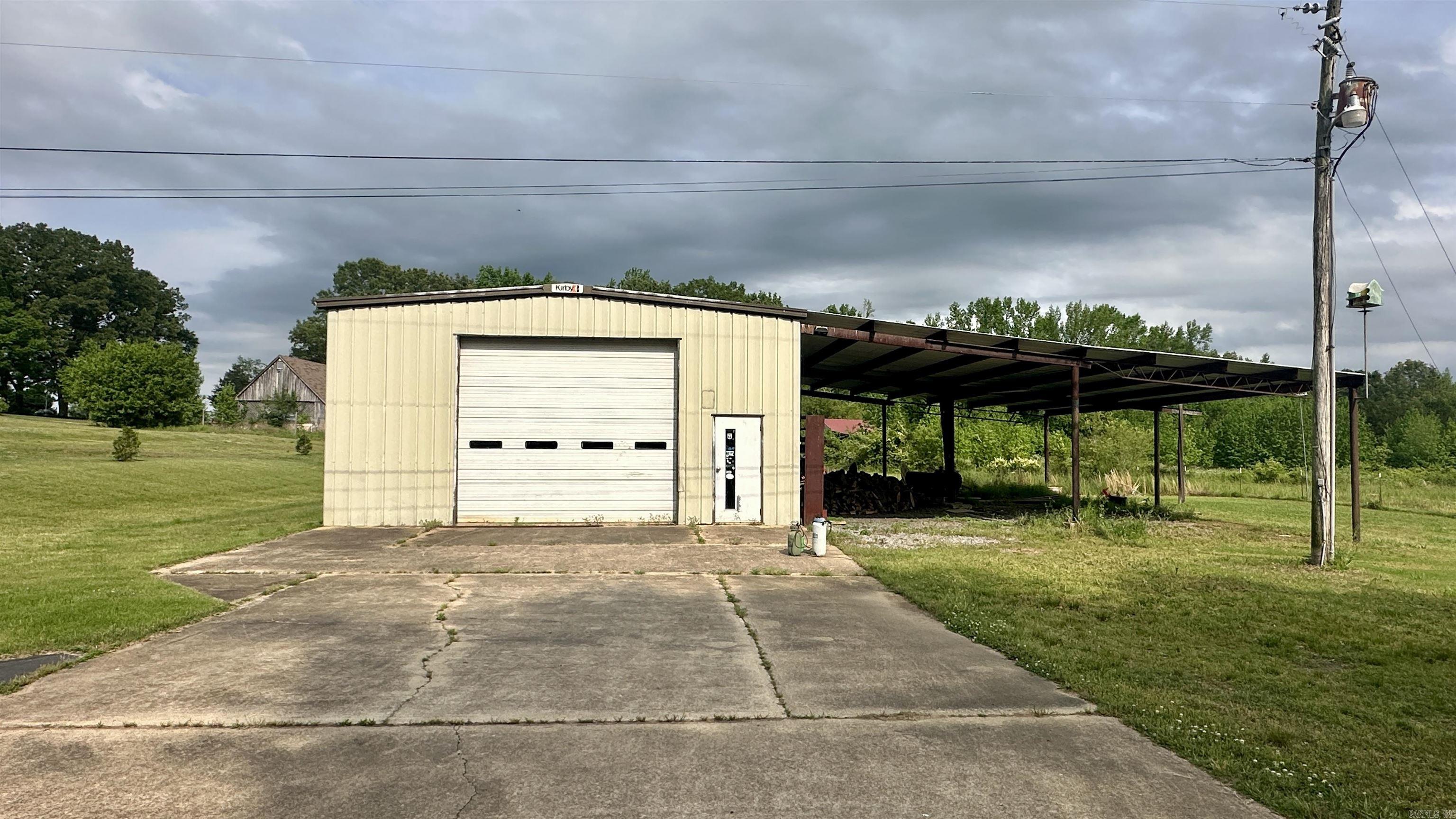 734 Highway 258 Bald Knob, AR 72010