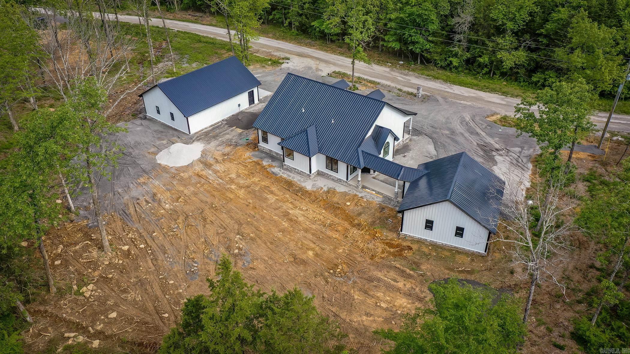 125 Red Fox Greers Ferry, AR 72067